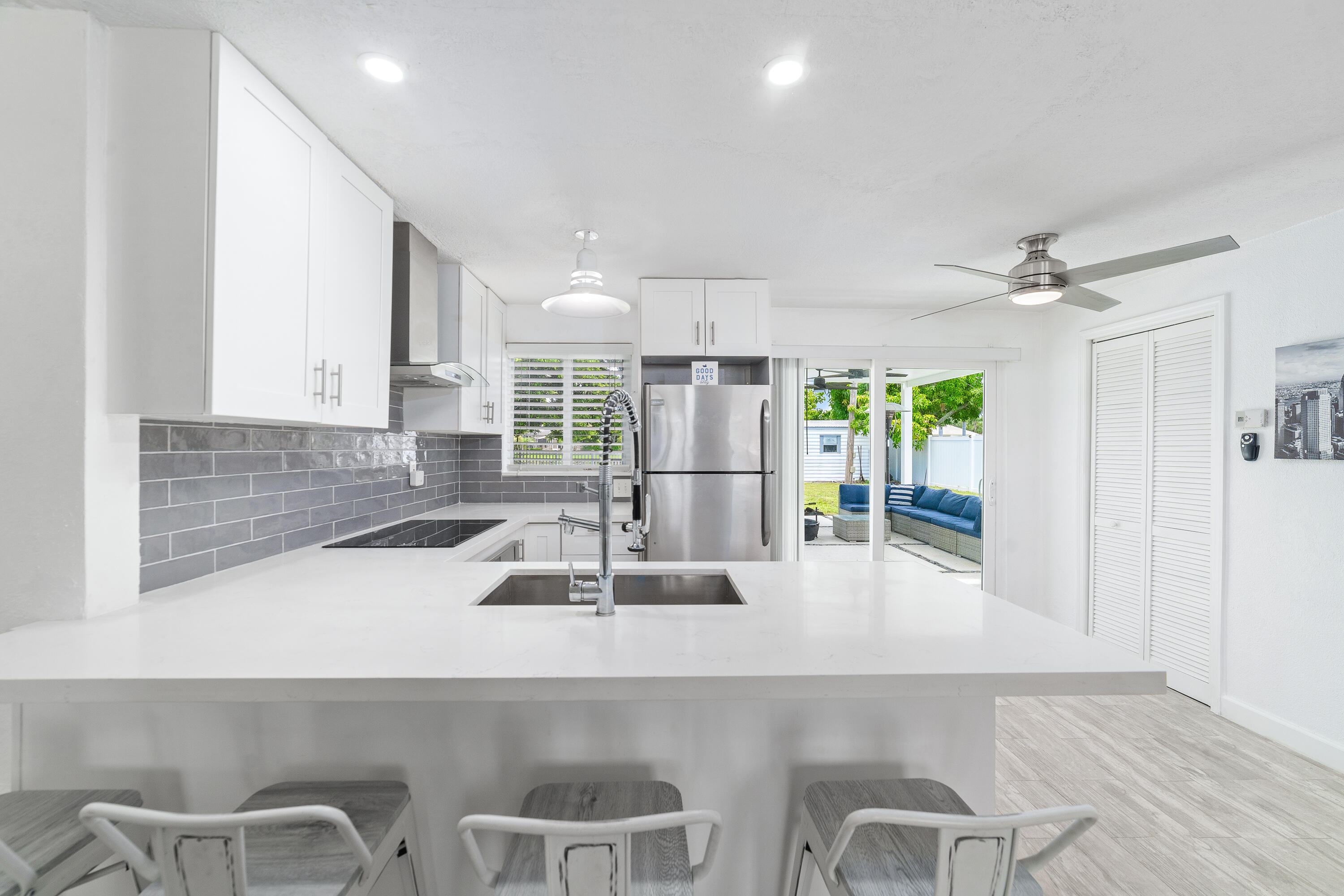 789 Hibiscus Drive