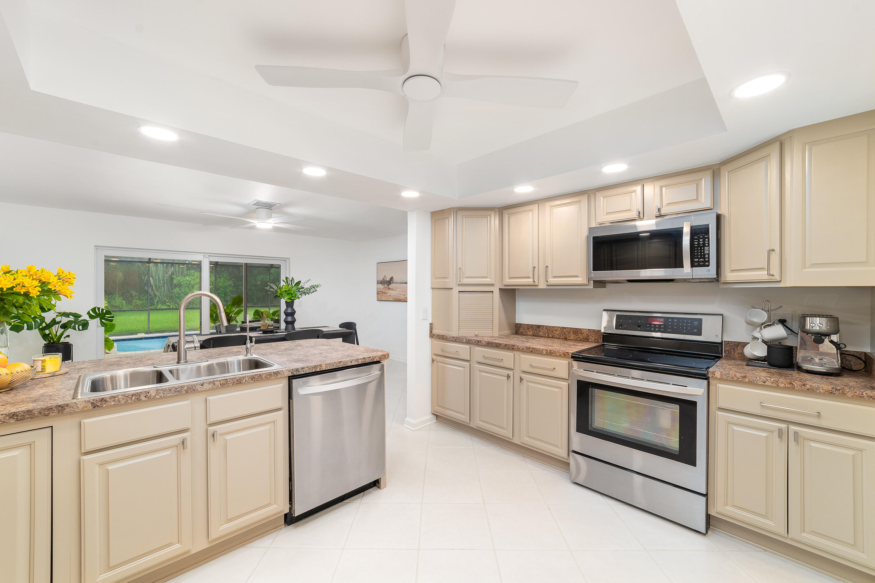 1325 NW 16th Street