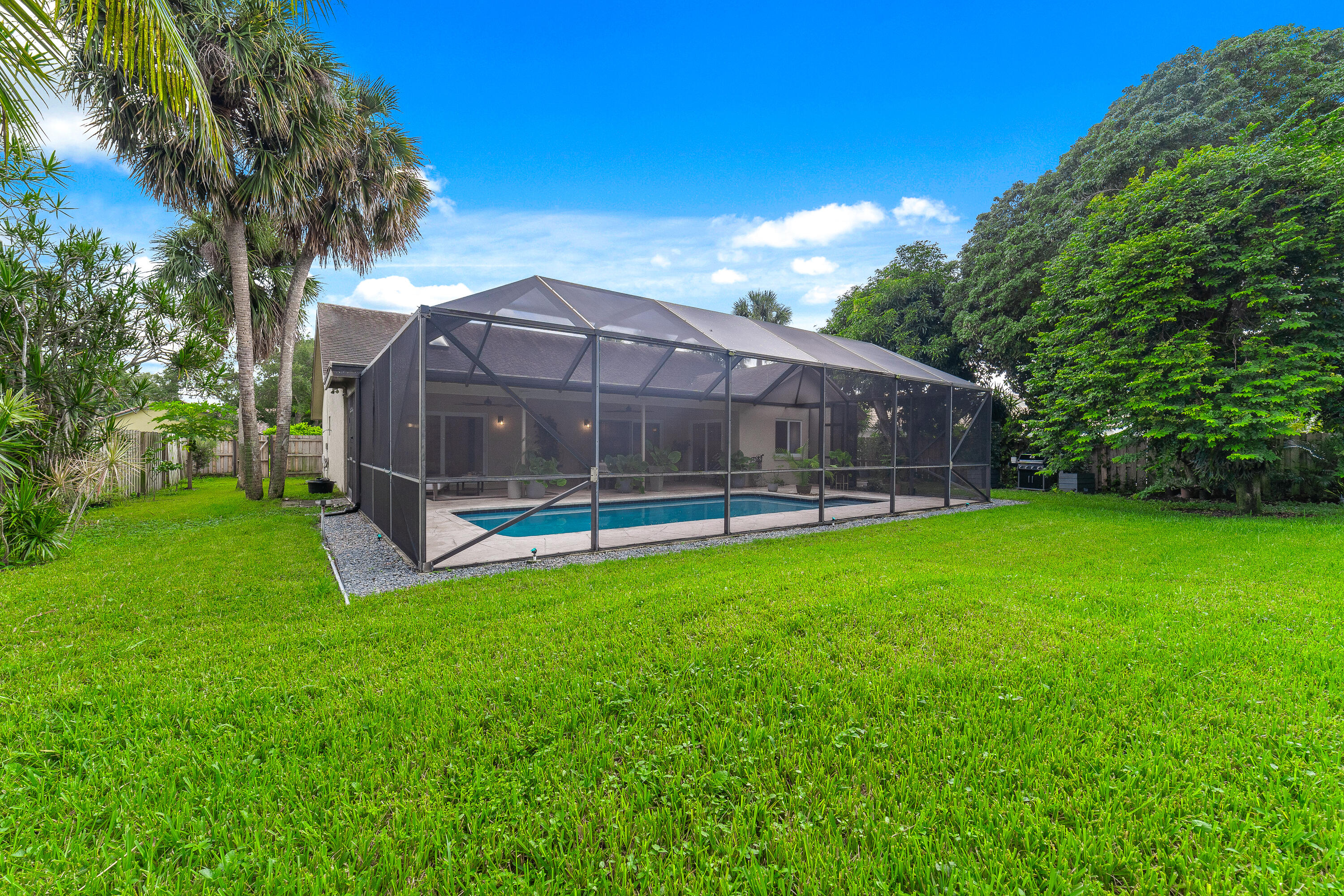 1325 NW 16th Street