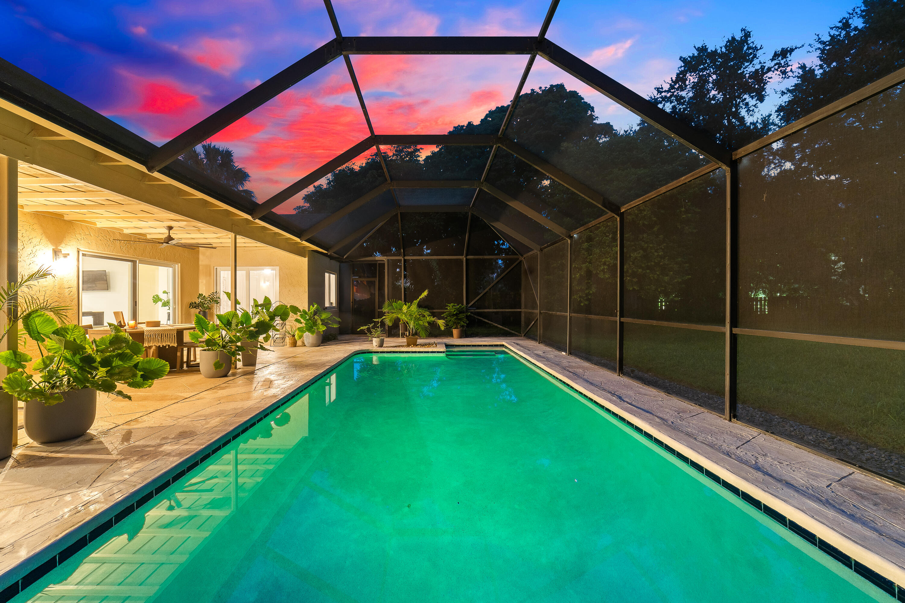 1325 NW 16th Street