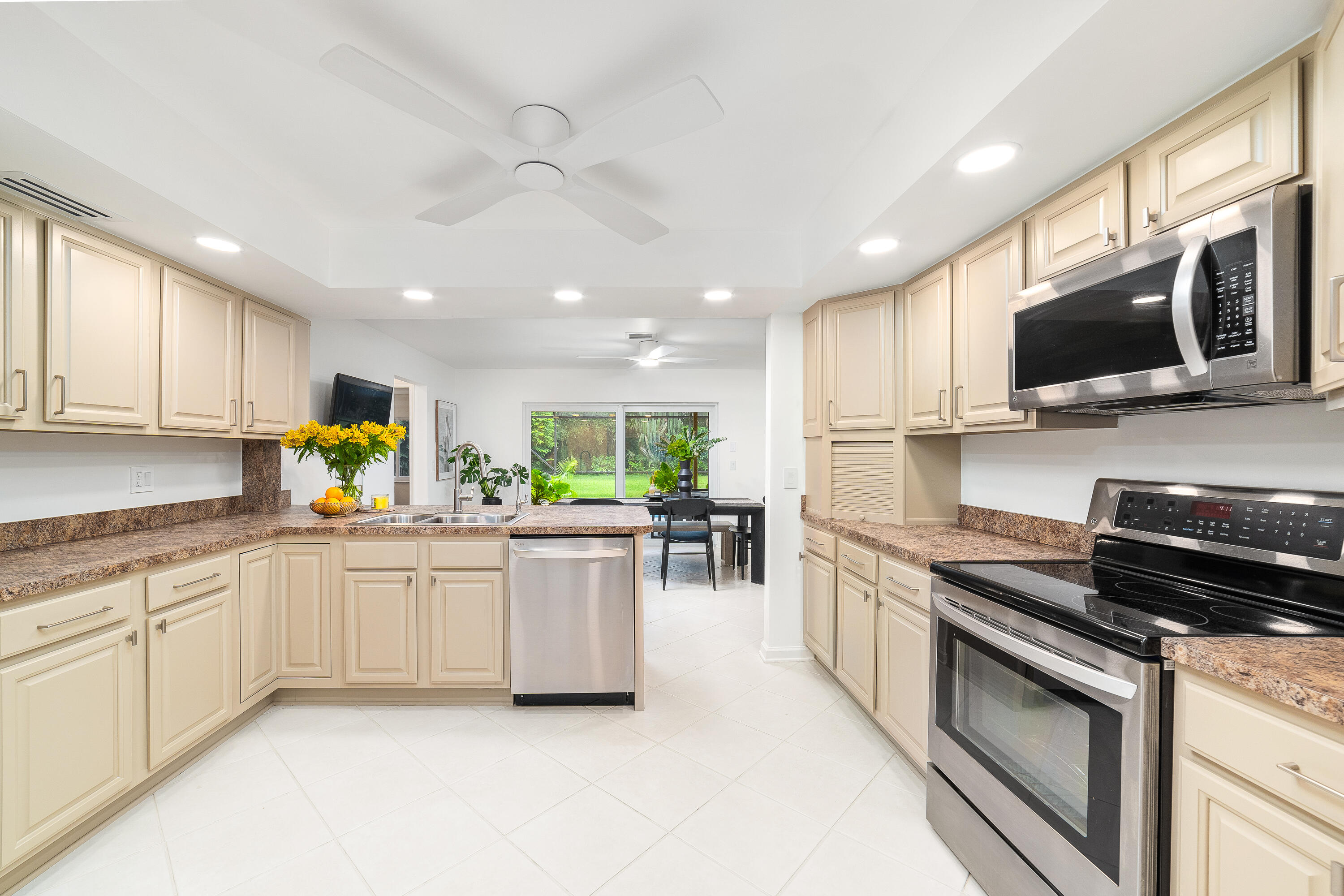 1325 NW 16th Street