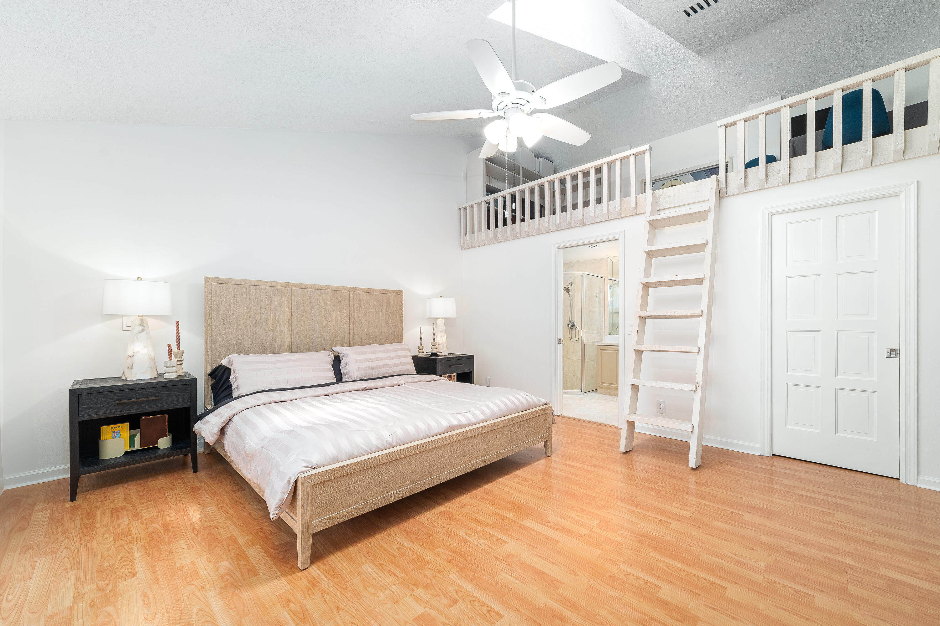 1325 NW 16th Street