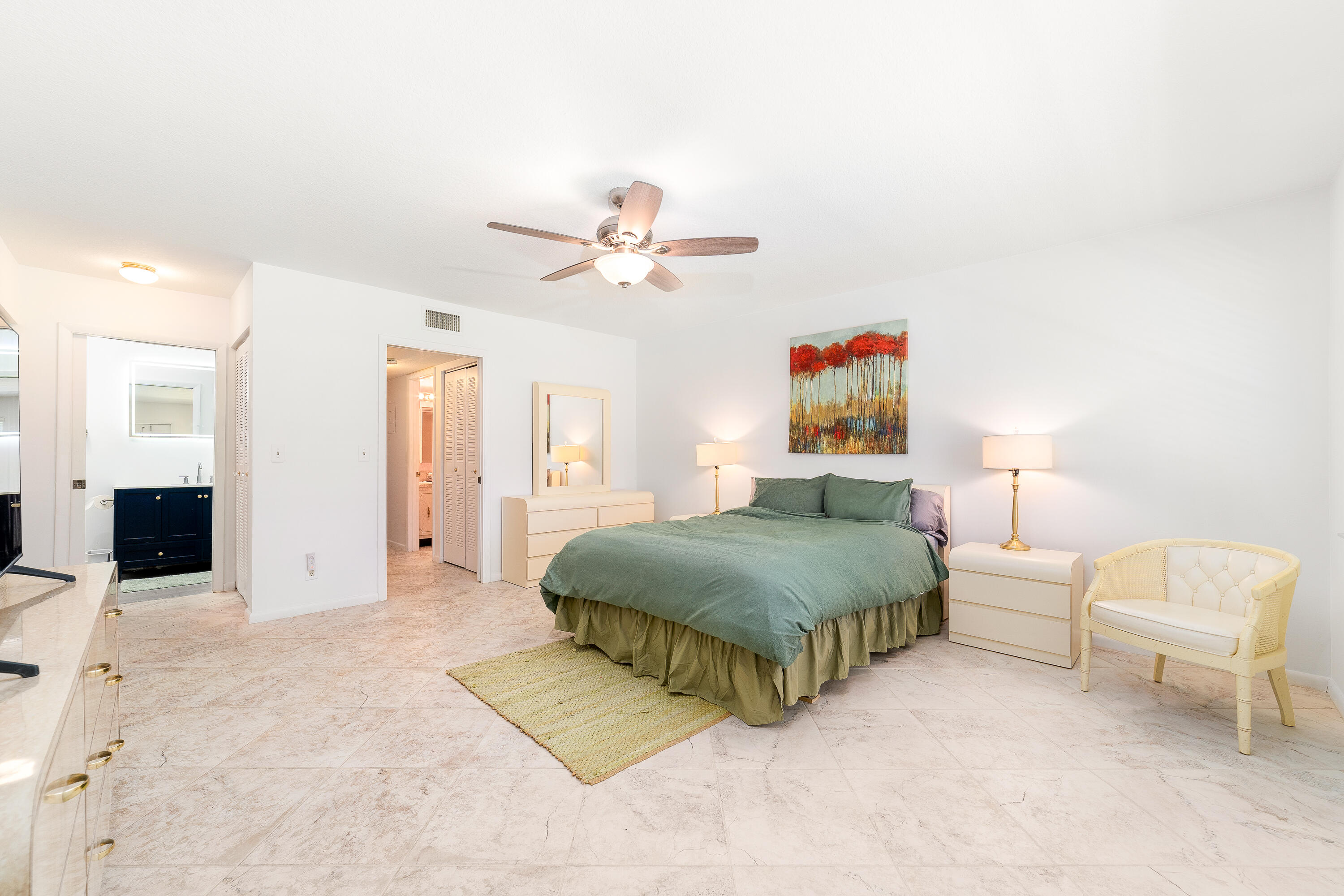 340 NW 48th Avenue B
