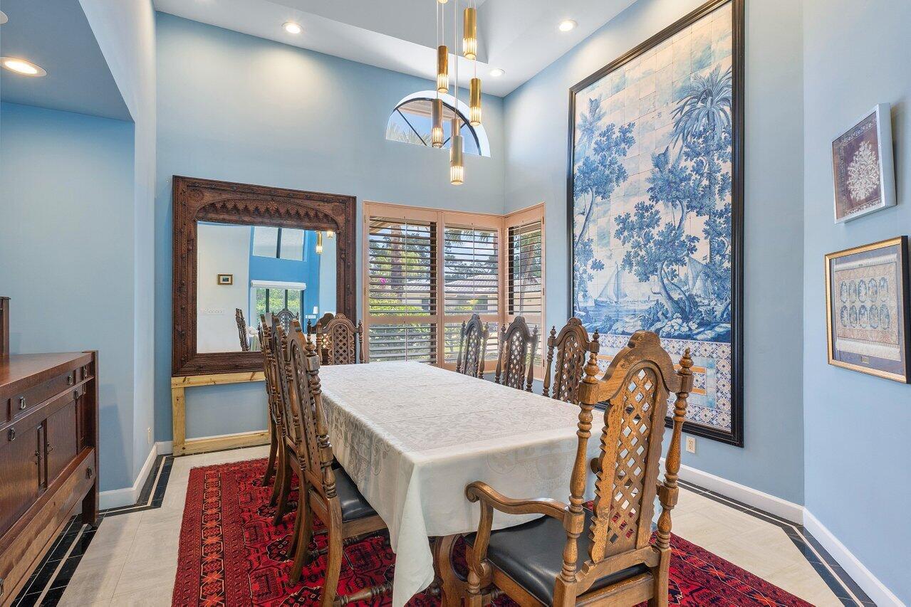 42 Northwoods Lane
