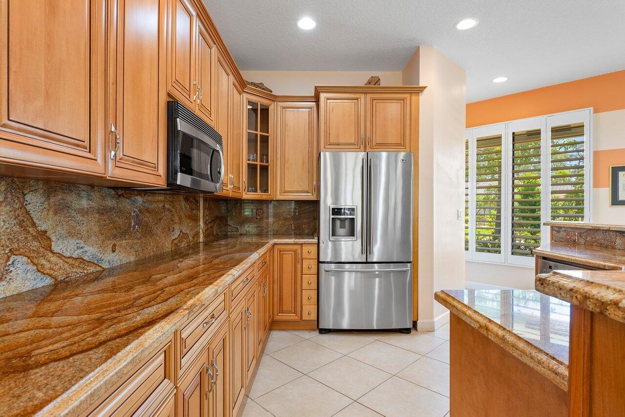 42 Northwoods Lane