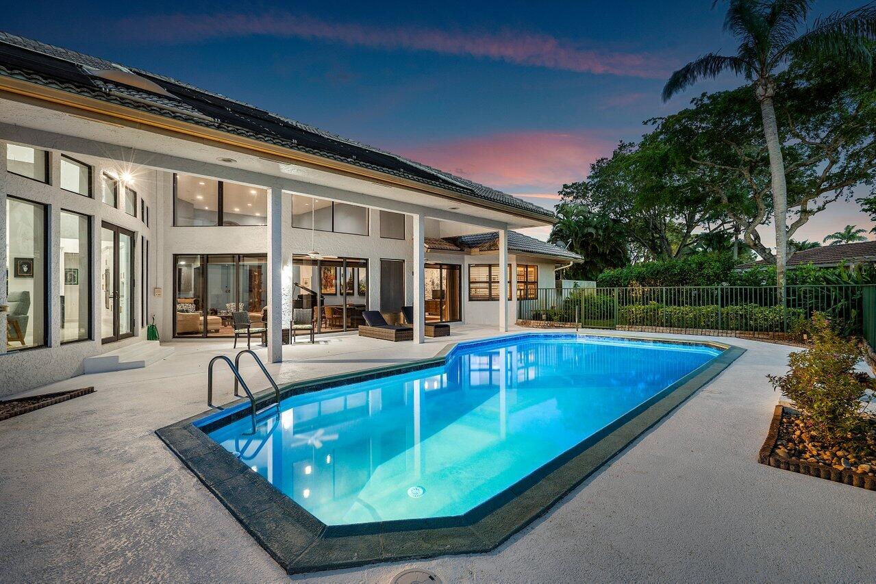 42 Northwoods Lane
