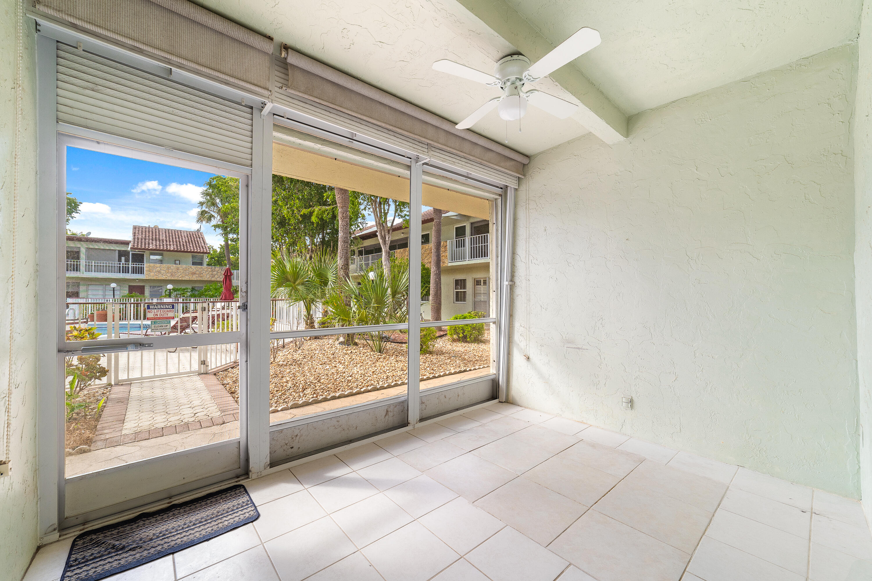 860 SE 6th Avenue 302