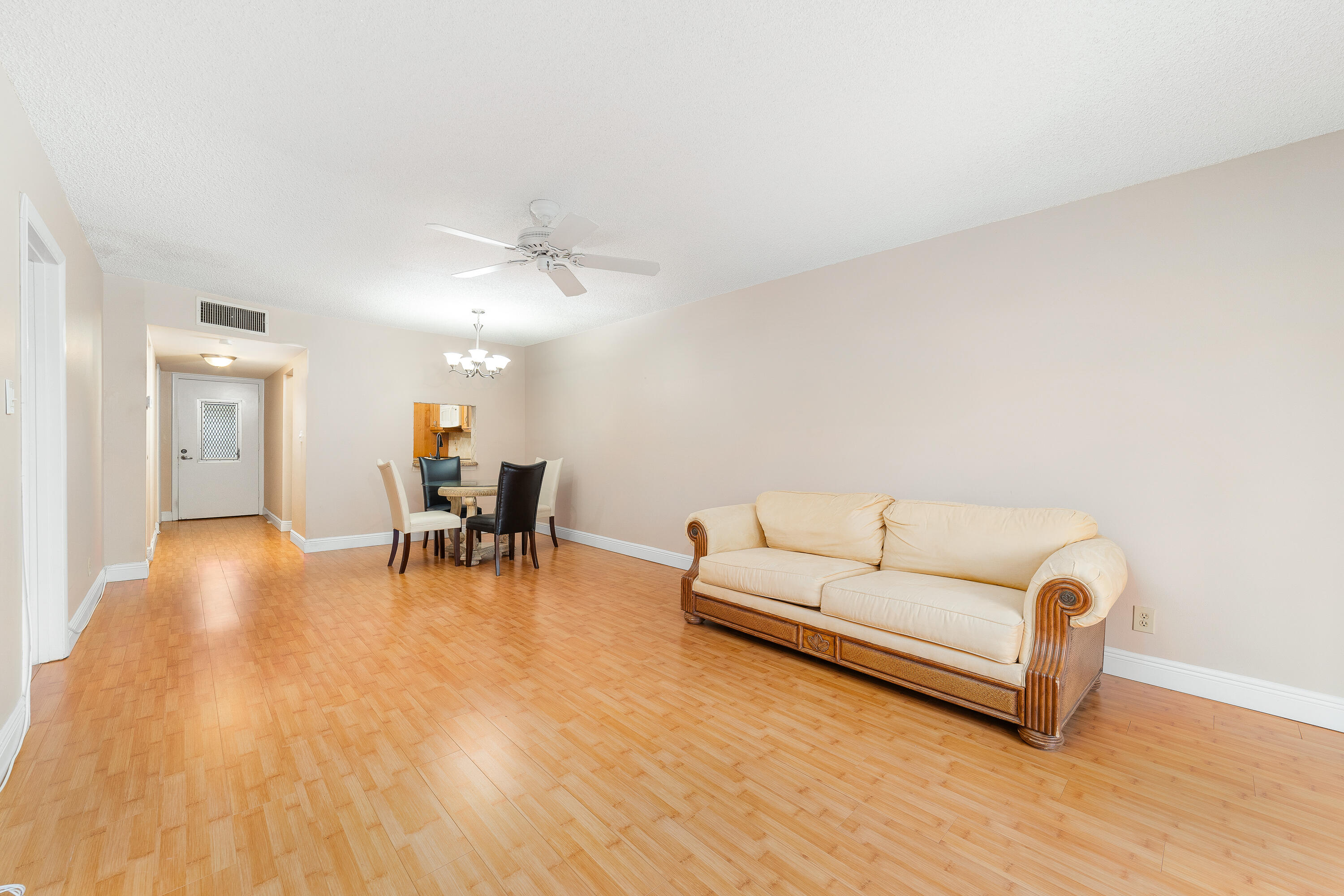 860 SE 6th Avenue 302