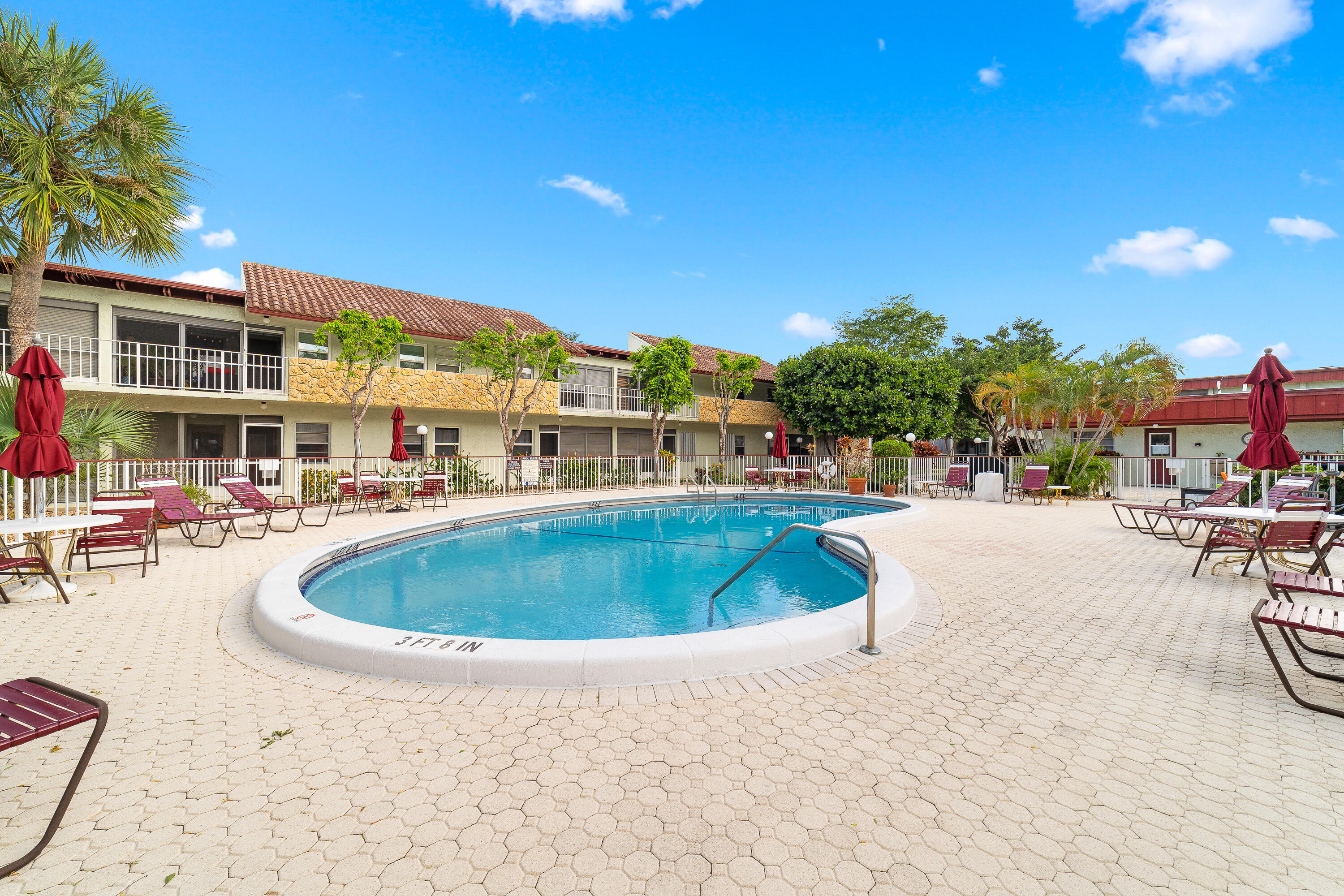 860 SE 6th Avenue 302