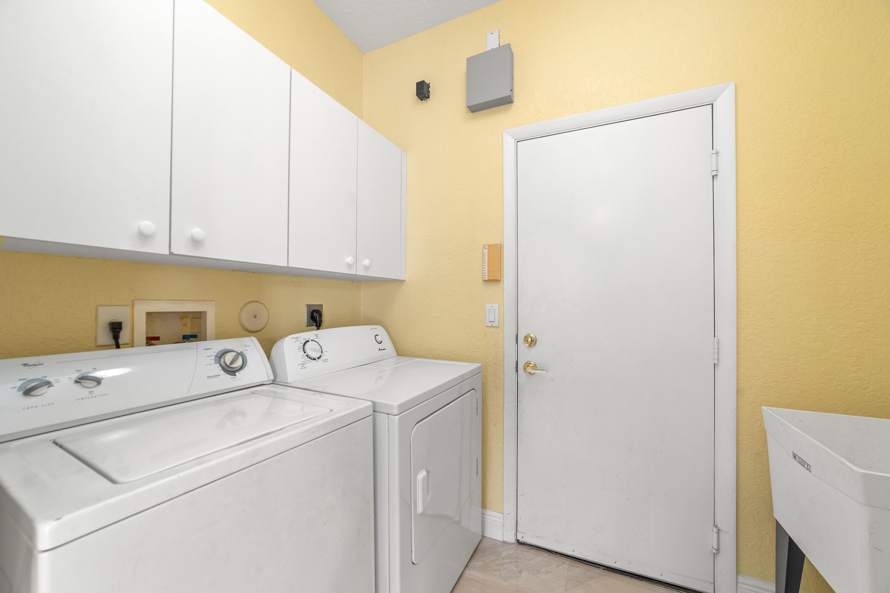 15054 Corby Court