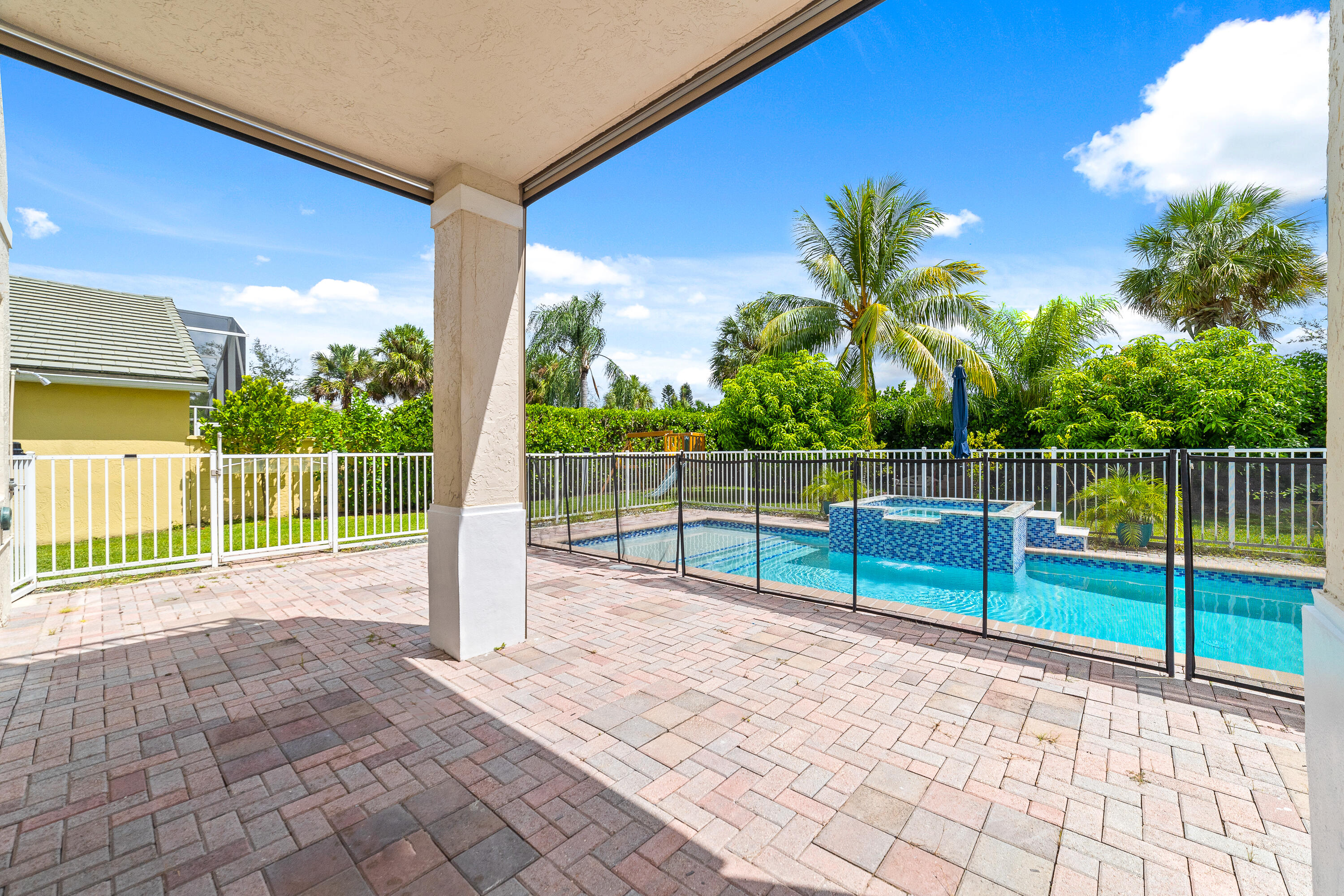15054 Corby Court