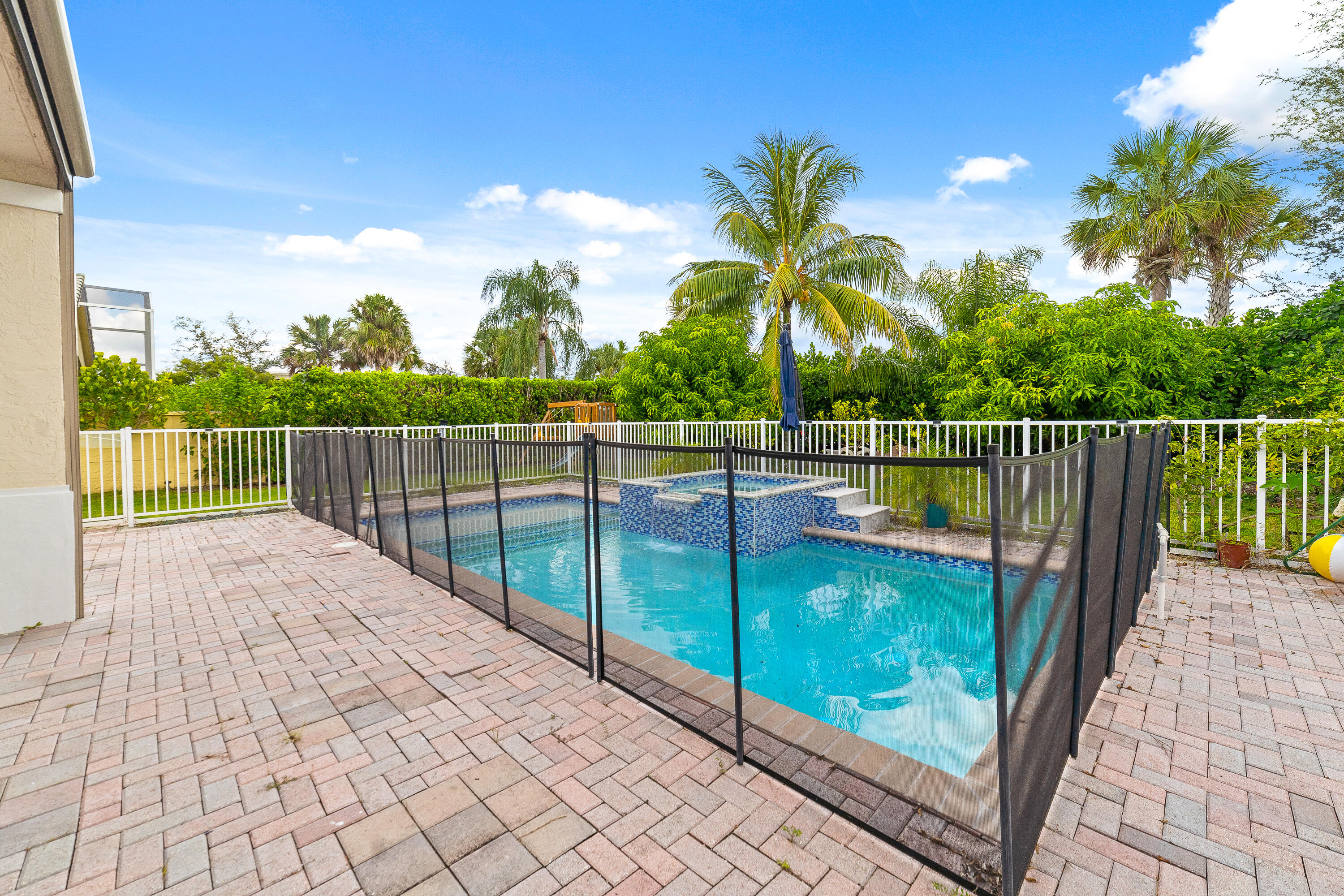 15054 Corby Court