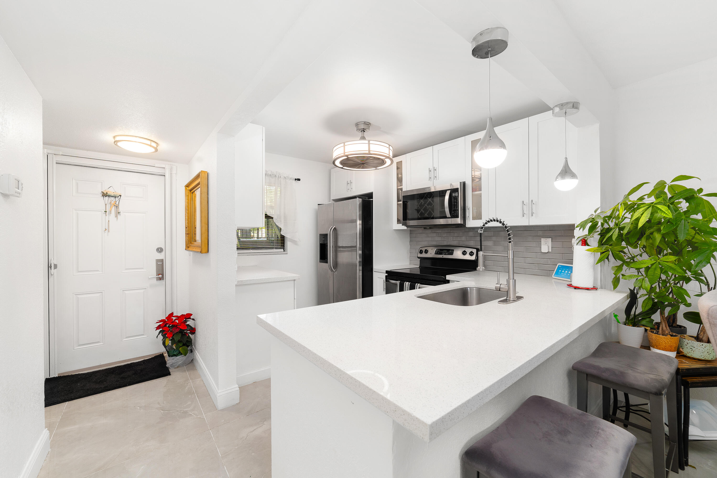 15710 E Waterside Circle 106
