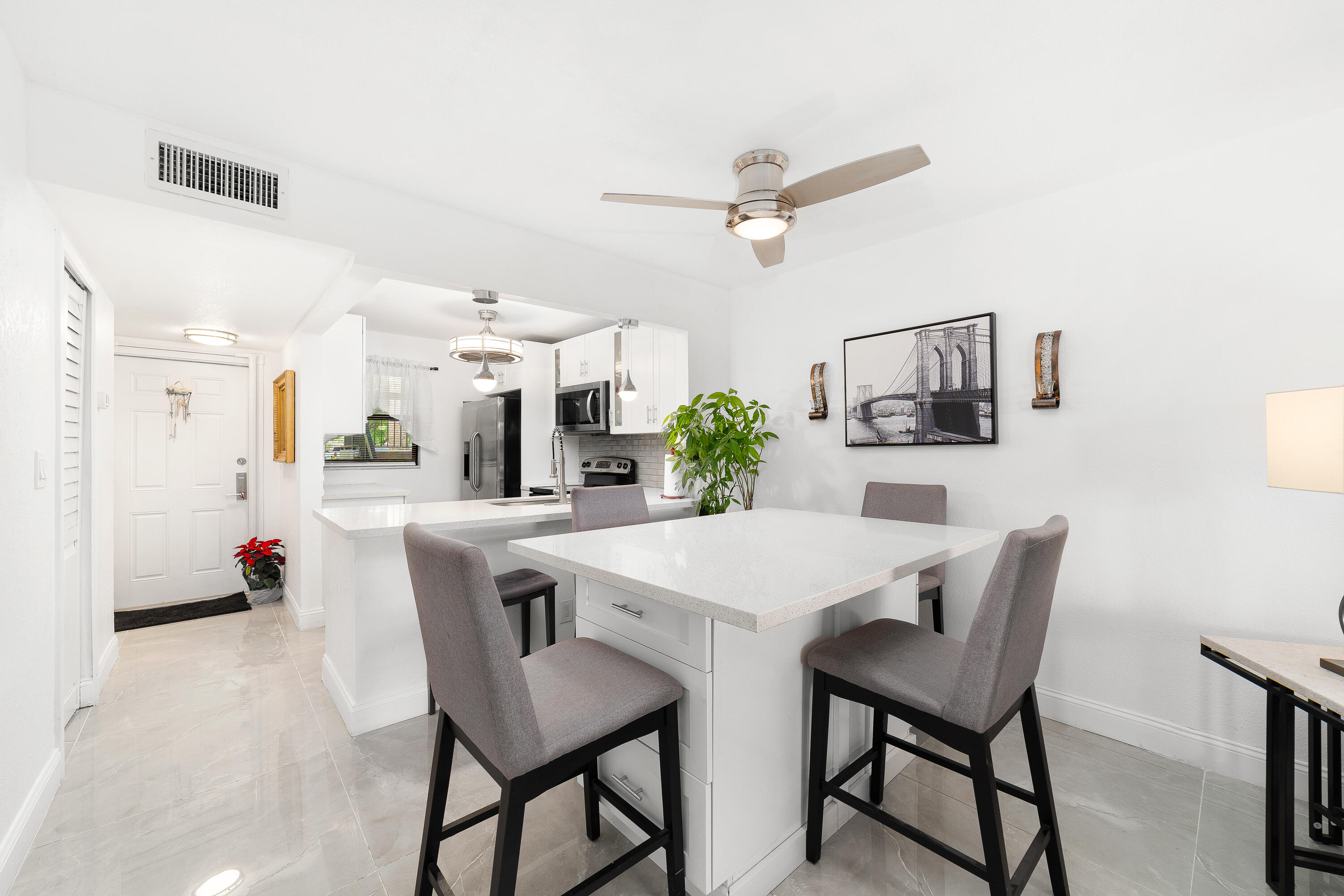 15710 E Waterside Circle 106