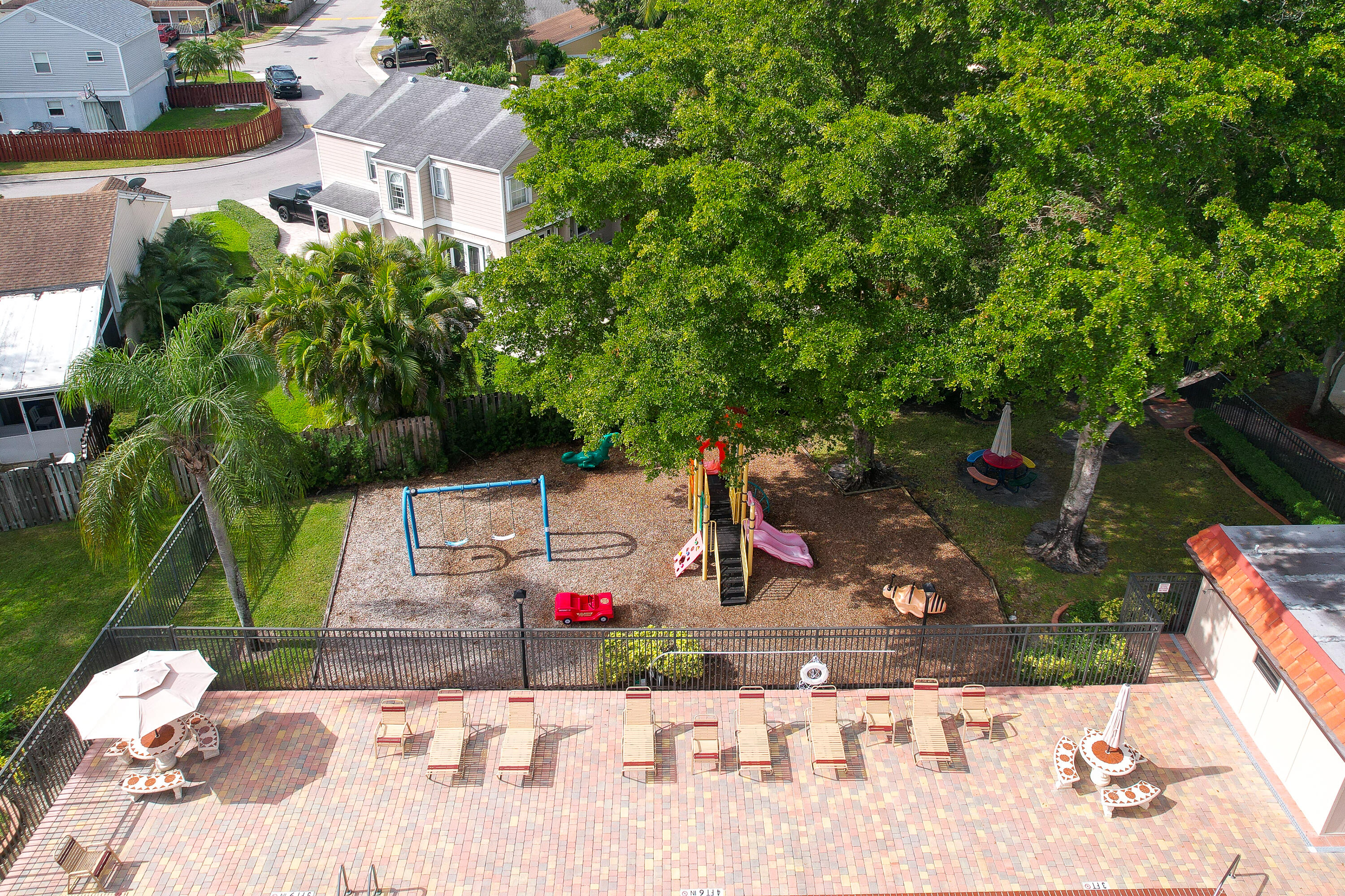 15710 E Waterside Circle 106