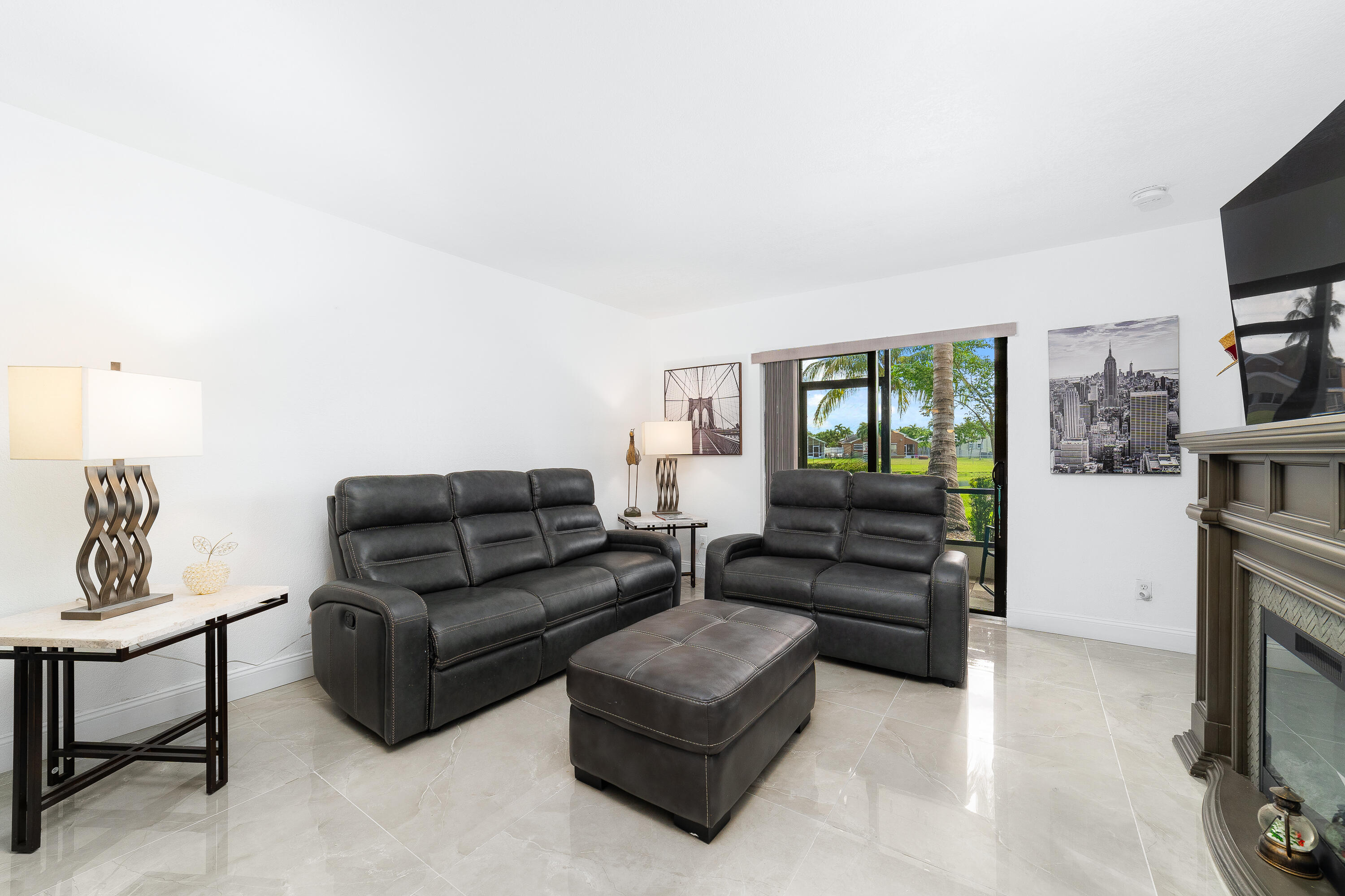 15710 E Waterside Circle 106