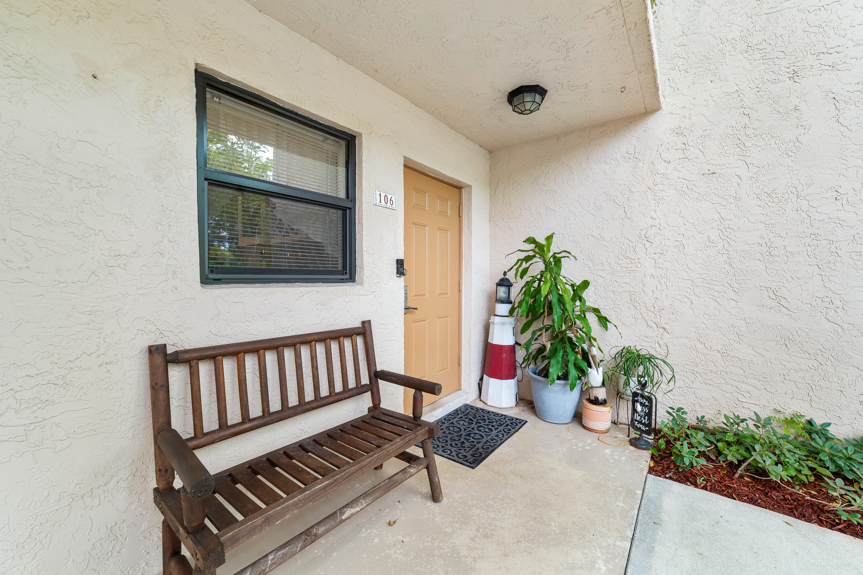 15710 E Waterside Circle 106