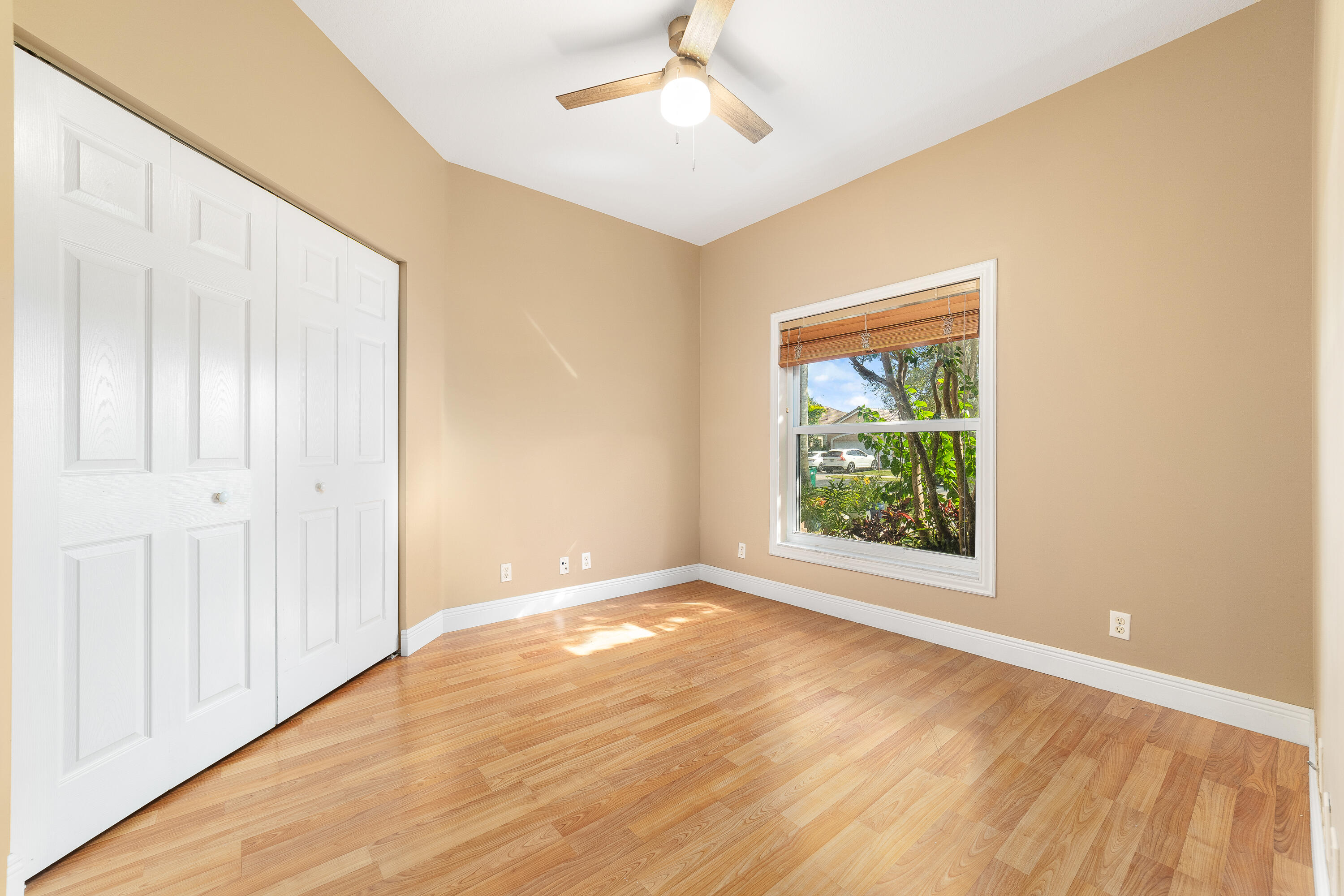 11319 NW 65th Manor