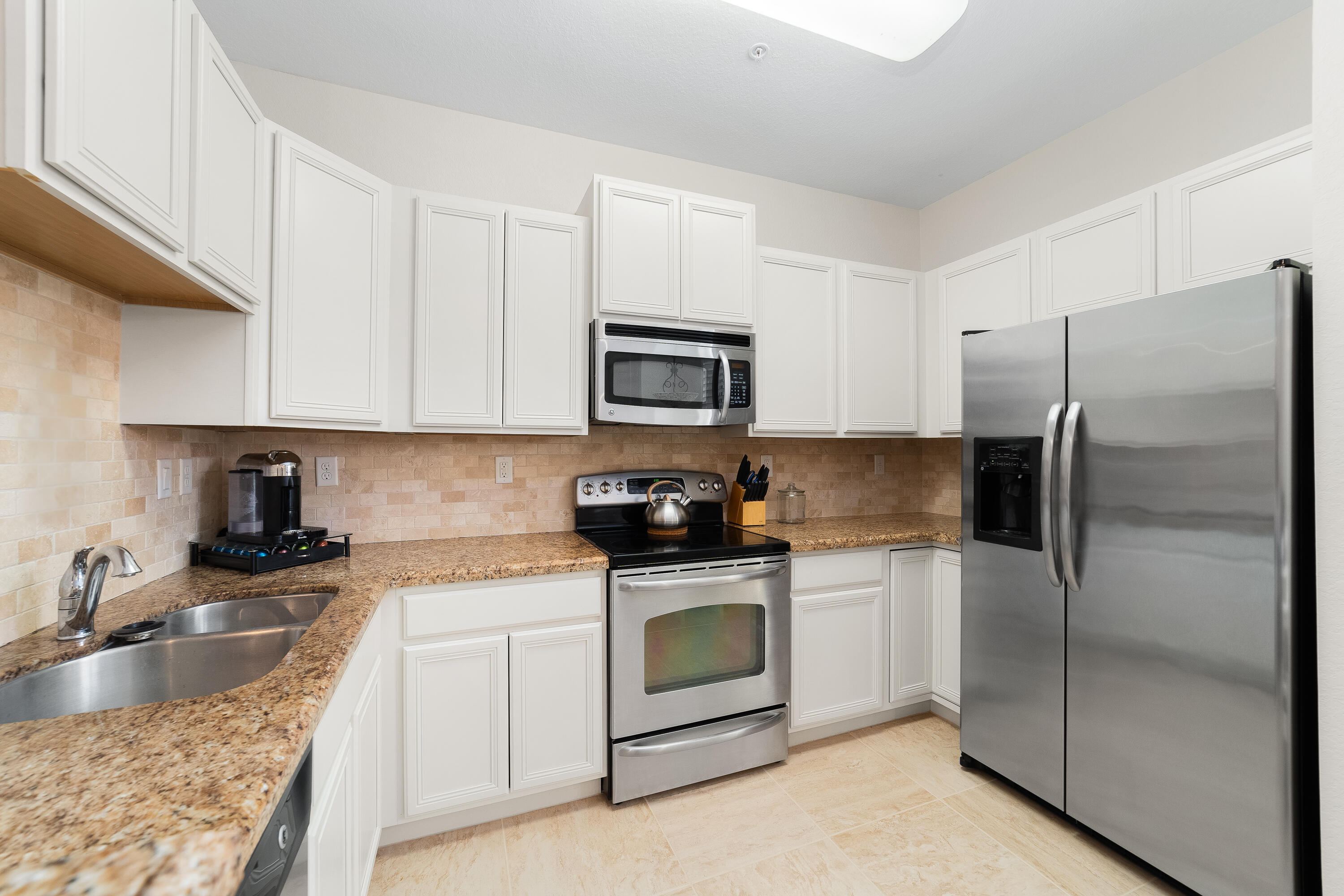 712 SW 1st Terrace