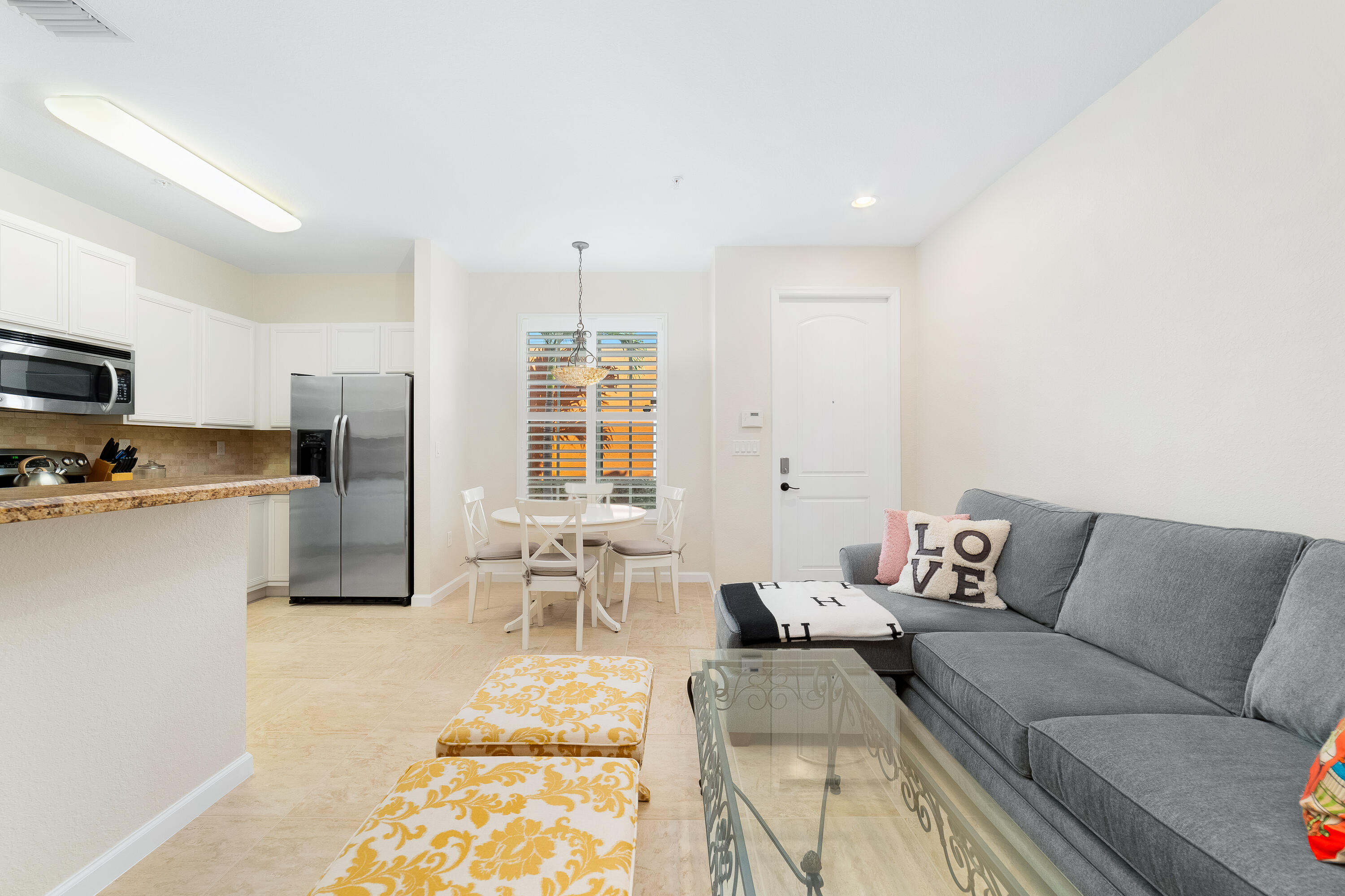 712 SW 1st Terrace