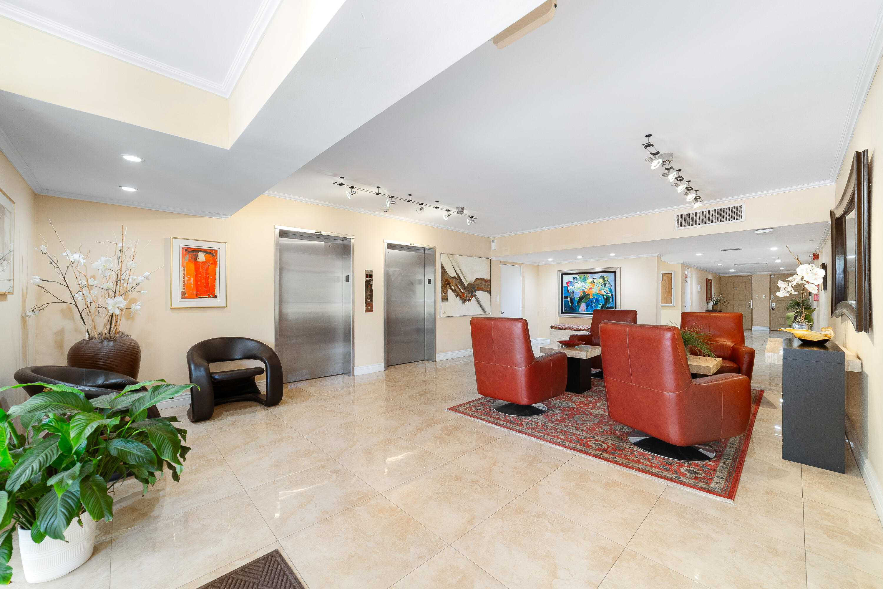 800 Cypress Grove Drive 211