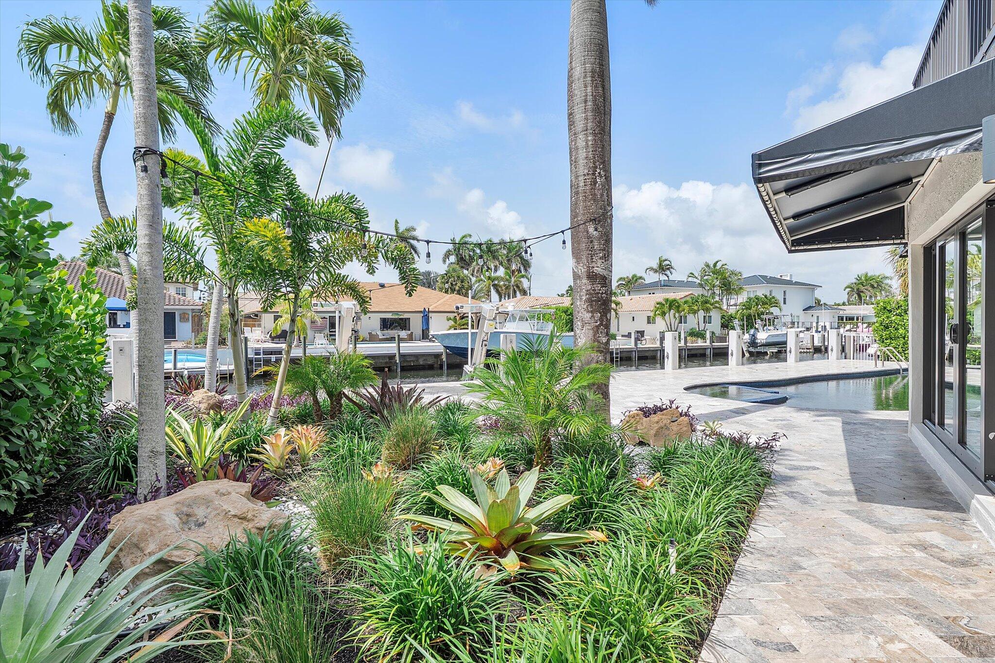 2800 NE 48th Street
