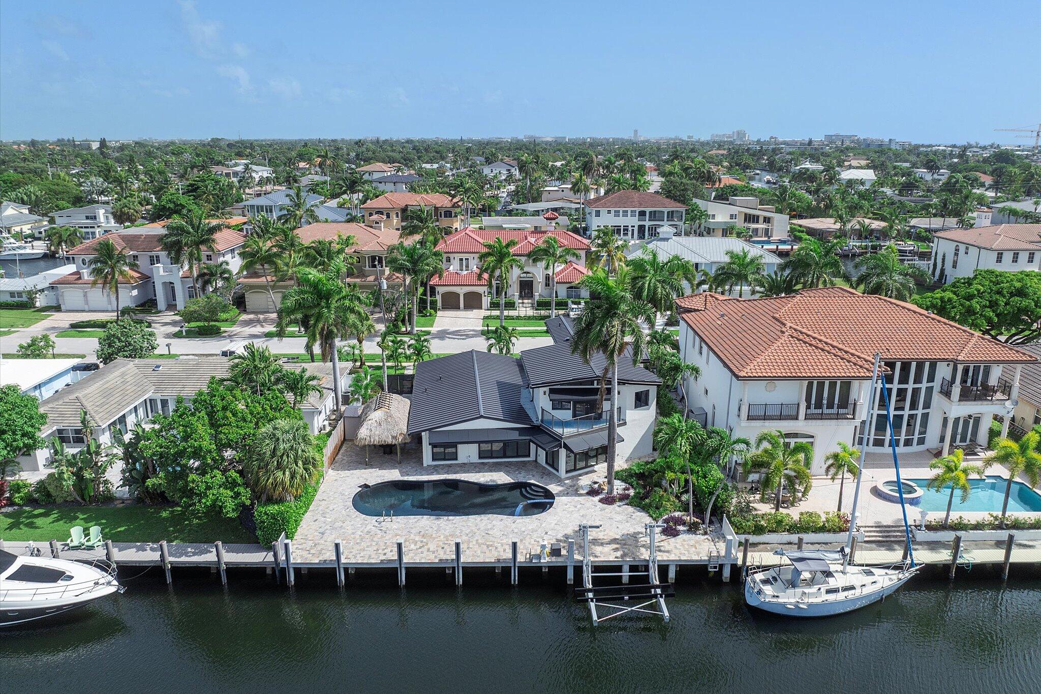 2800 NE 48th Street