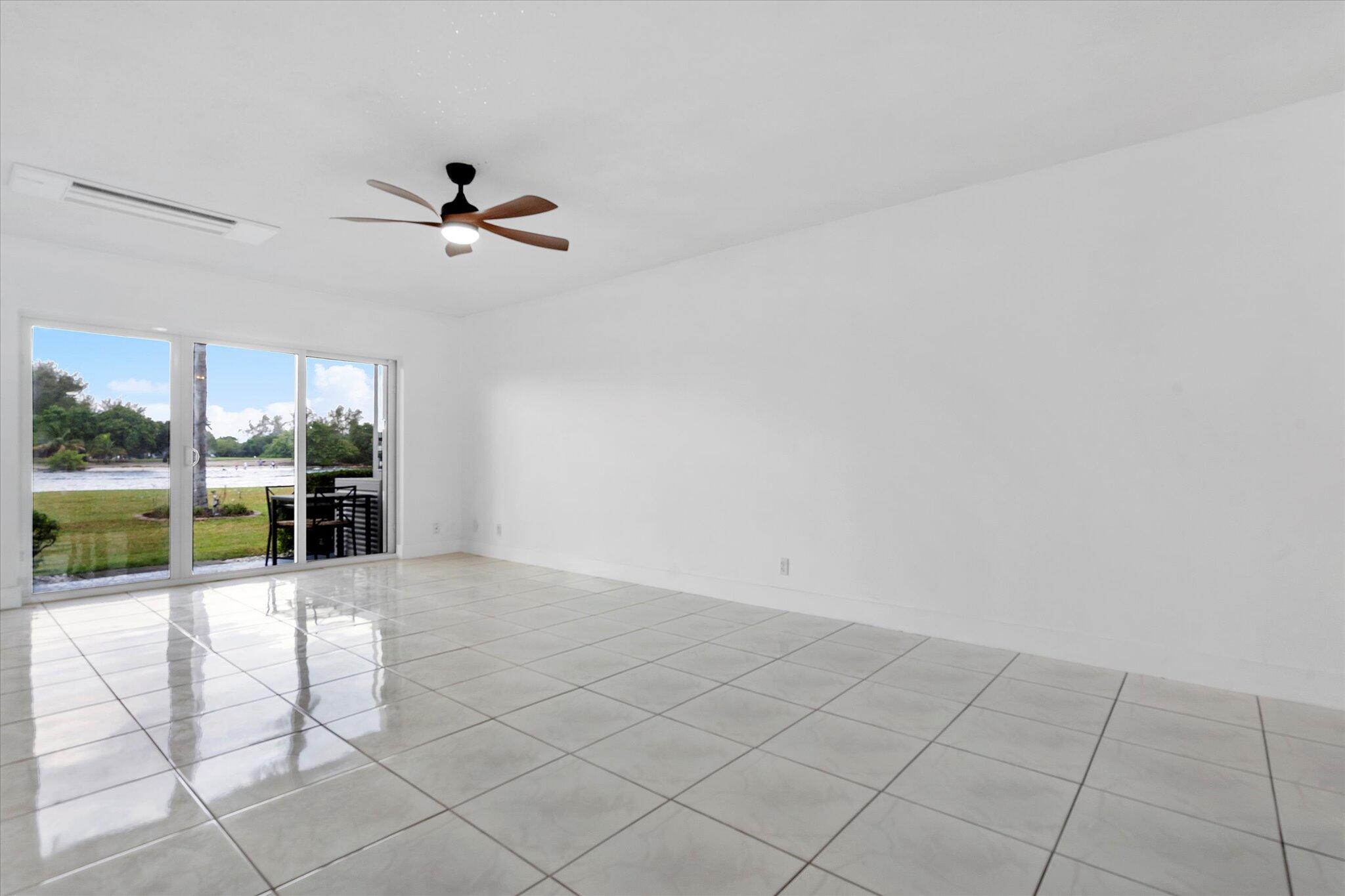 1001 N Riverside Drive 104