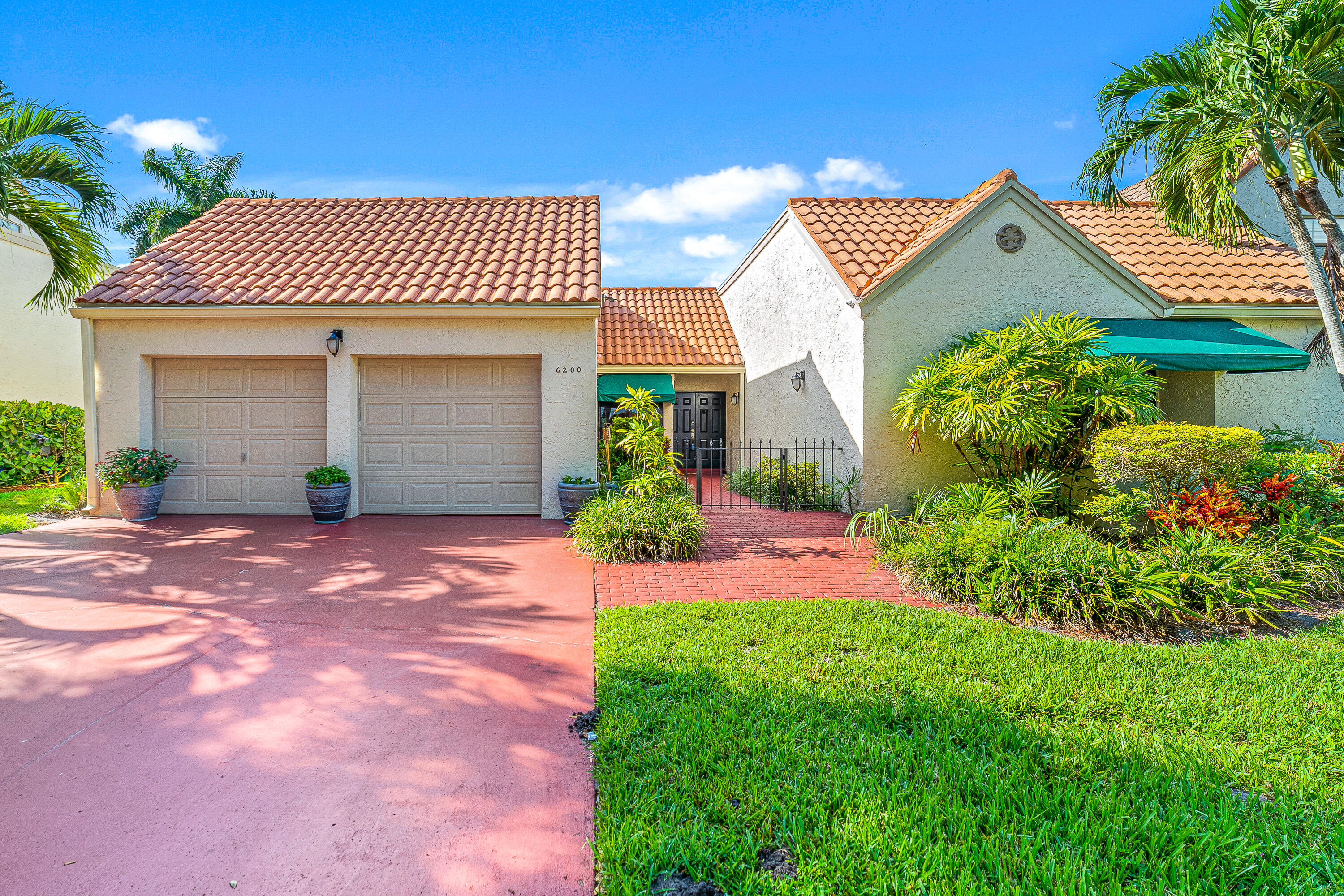 6200 Via Tierra Drive