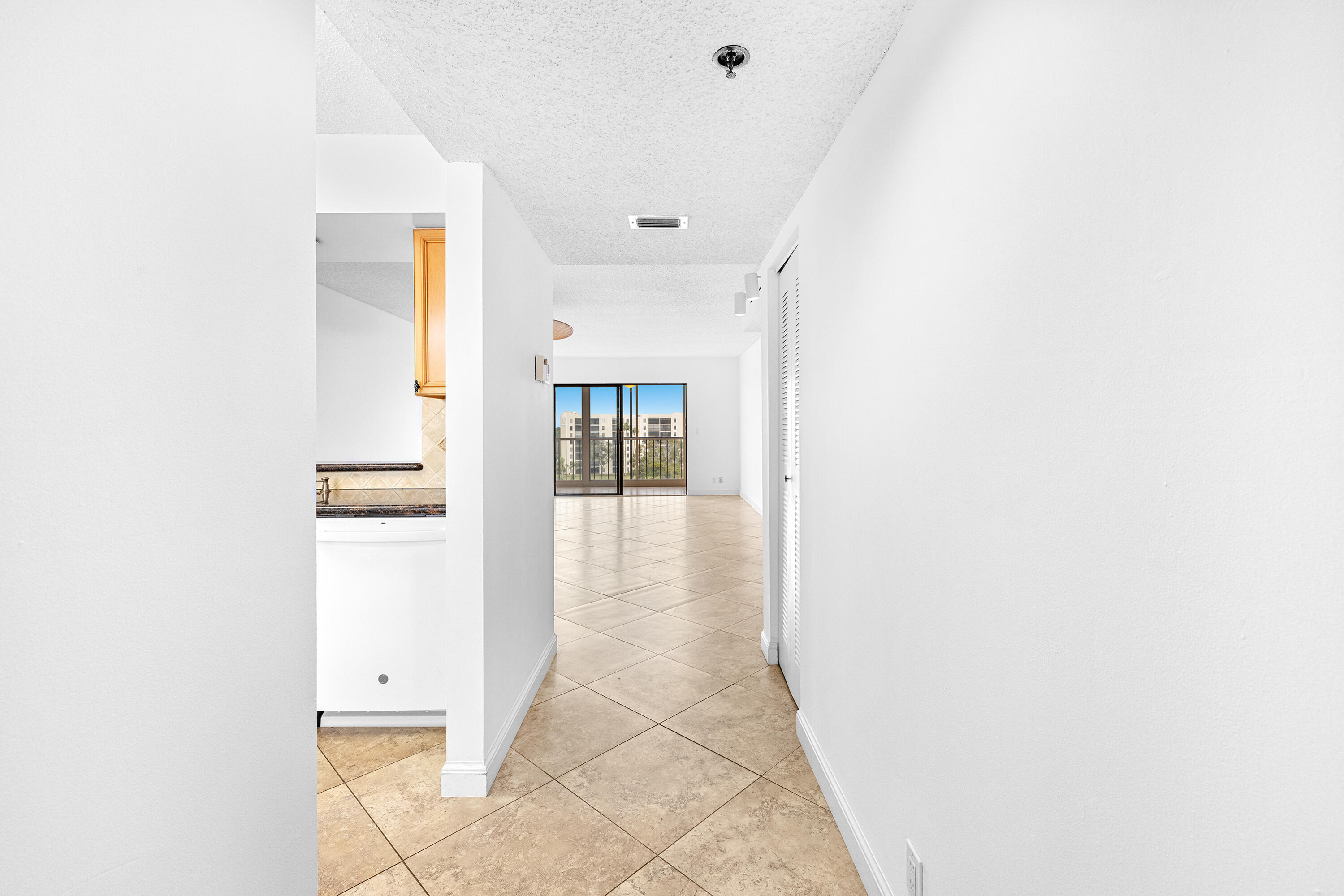 7380 S Oriole Boulevard 701