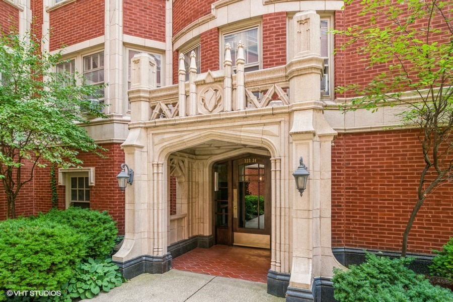 224 N Oak Park Avenue Unit: 3Q