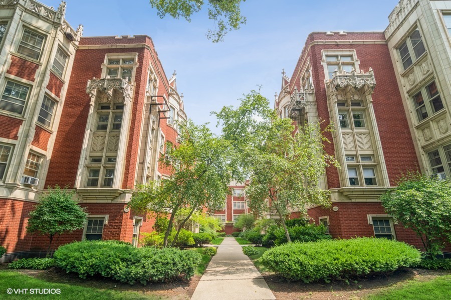 224 N Oak Park Avenue Unit: 3Q