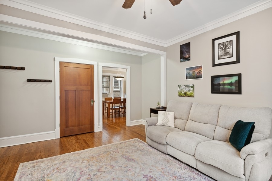242 S Maple Avenue Unit: 2E