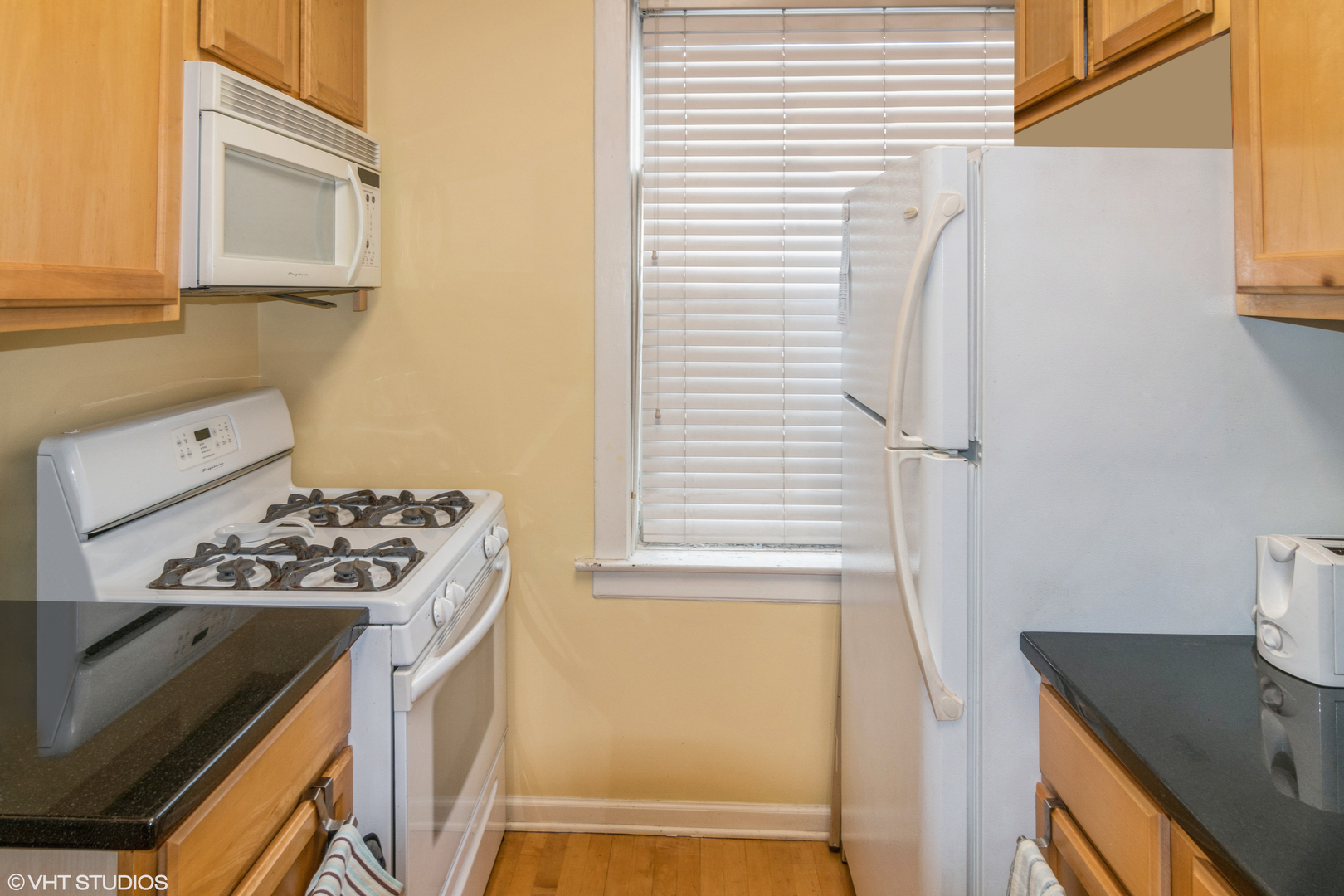 244 S Maple Avenue Unit: 1E
