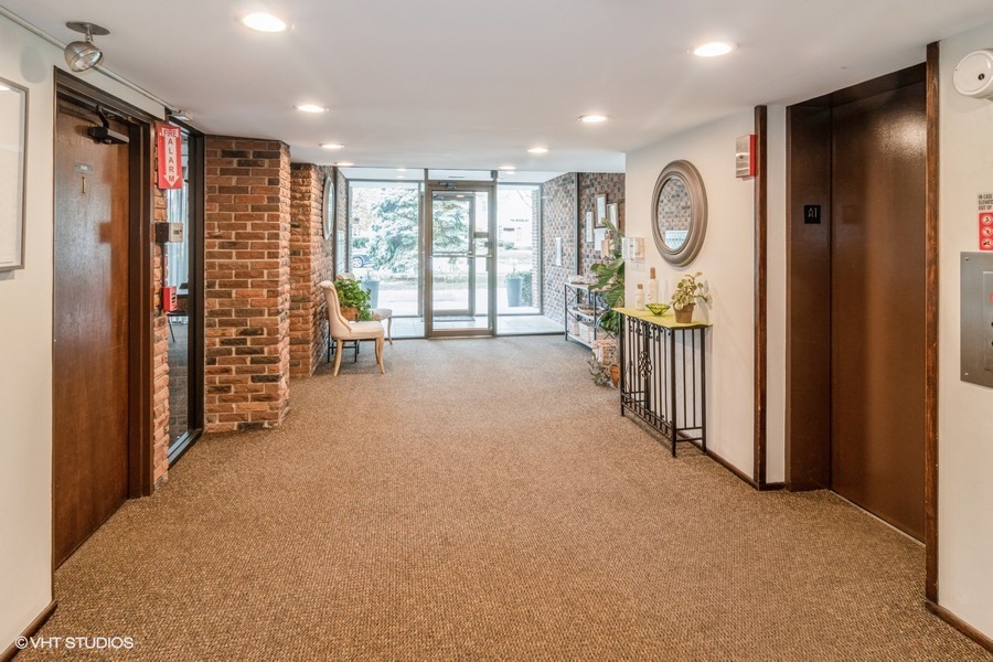 1417 Bonnie Brae Place Unit: 3D