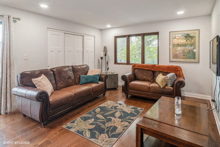 1417 Bonnie Brae Place Unit: 3D