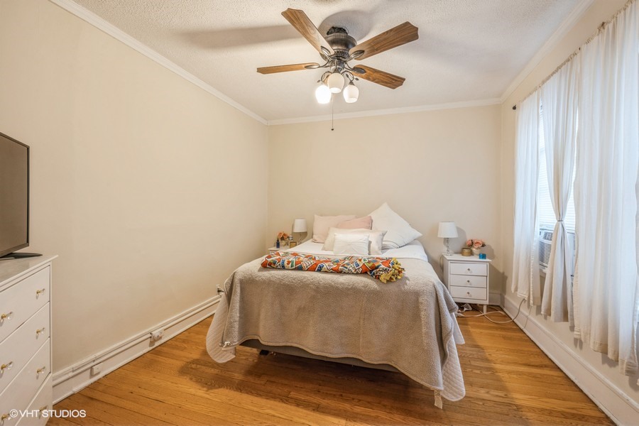 219 N Grove Avenue Unit: 3S