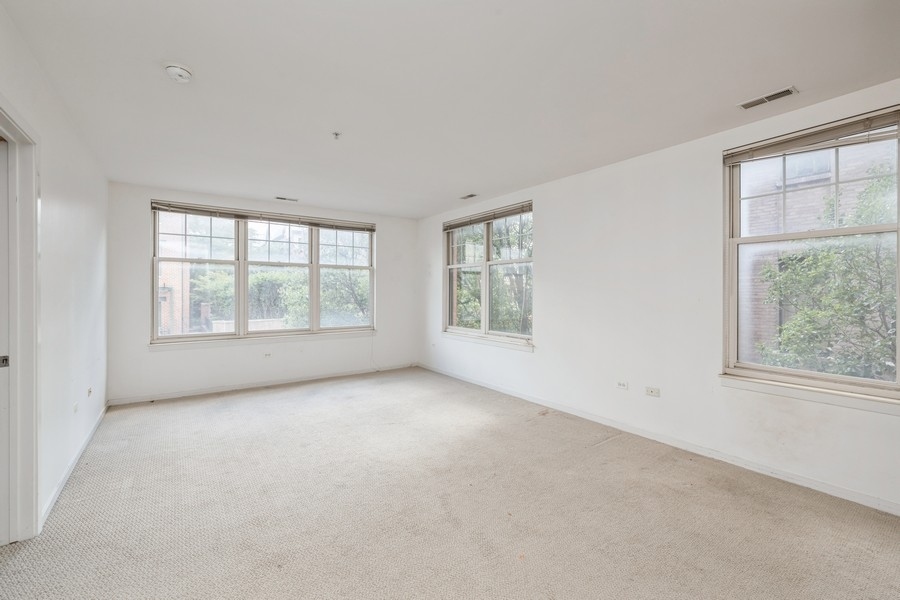 125 N Euclid Avenue Unit: 208