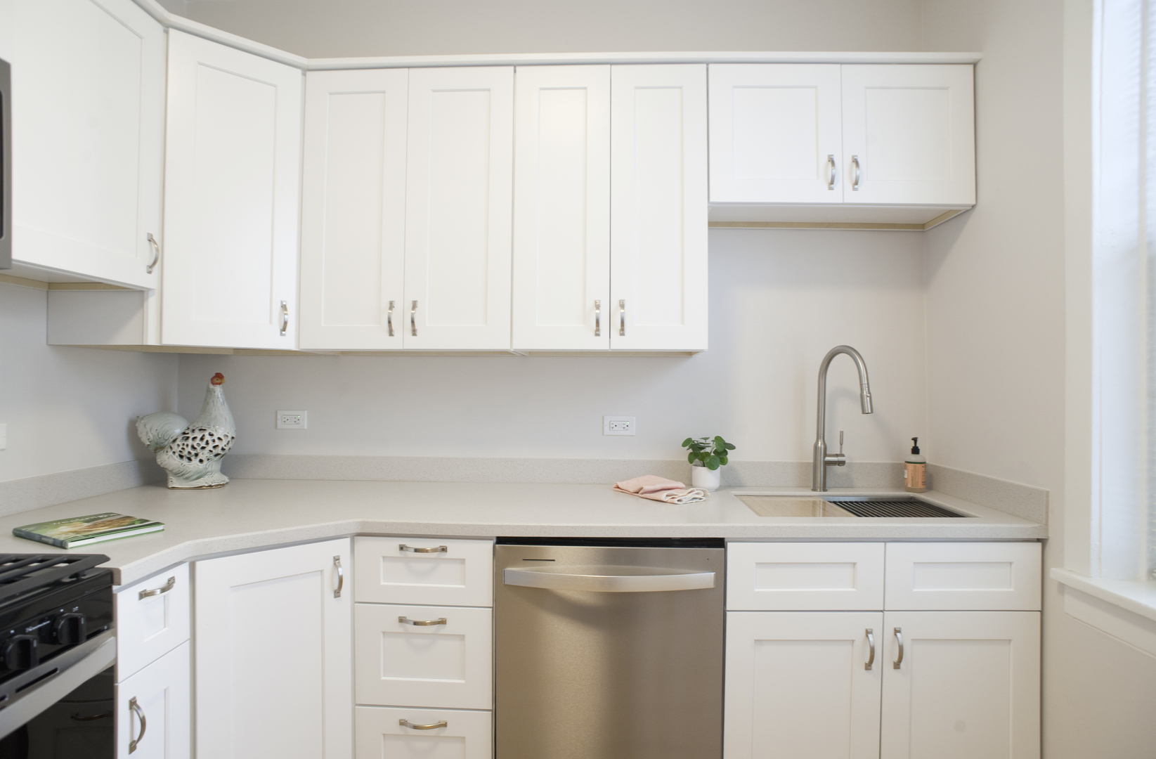 746 Wesley Avenue Unit: 1N