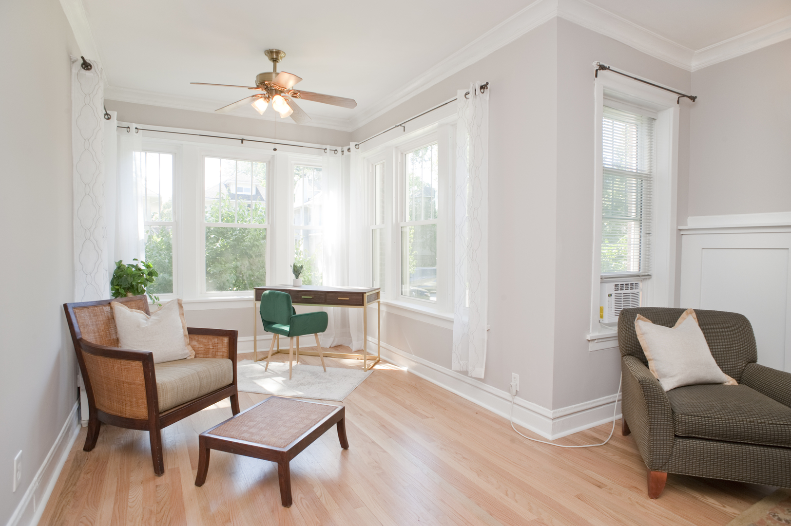 746 Wesley Avenue Unit: 1N