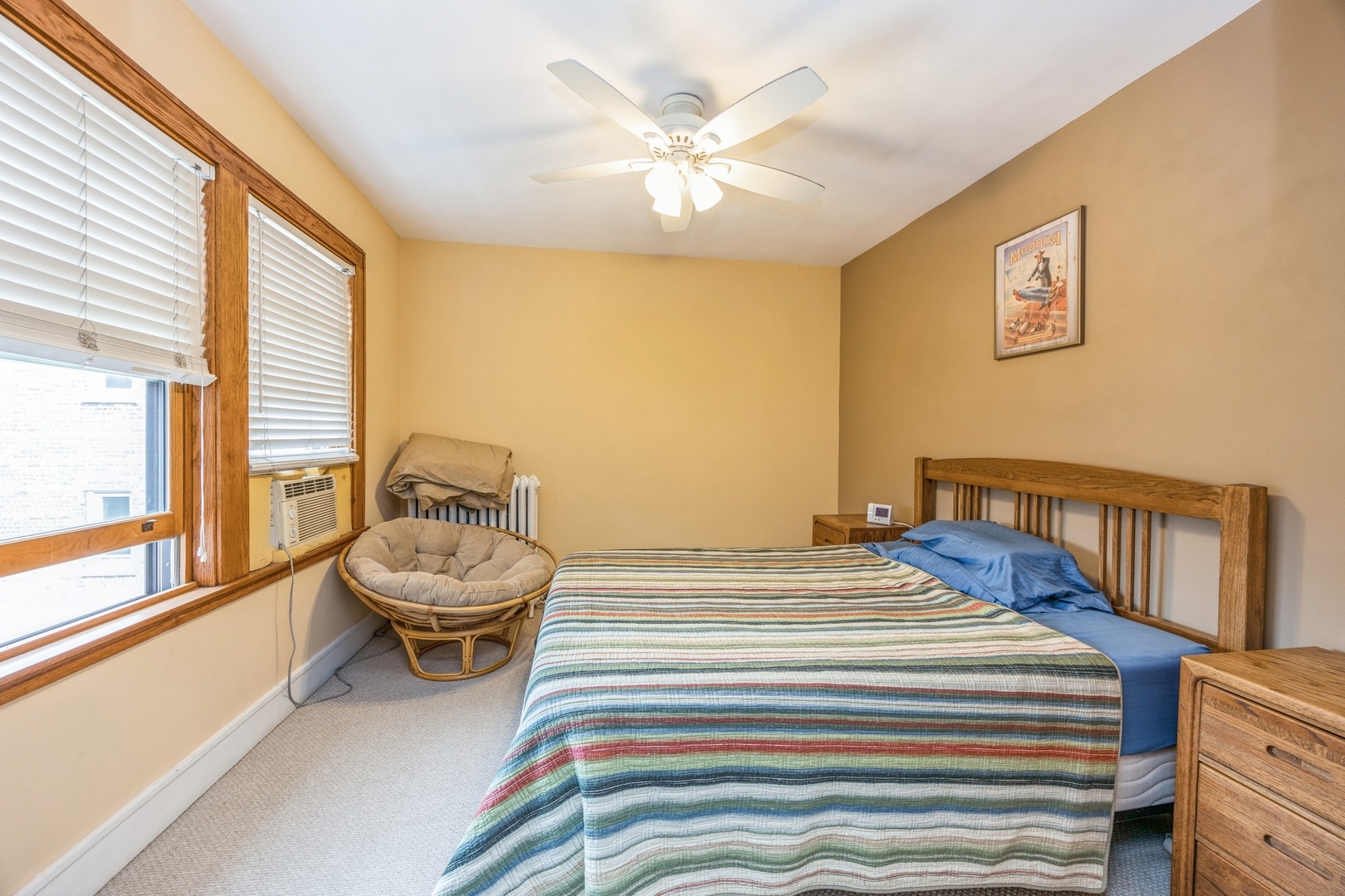 221 N Grove Avenue Unit: 3N