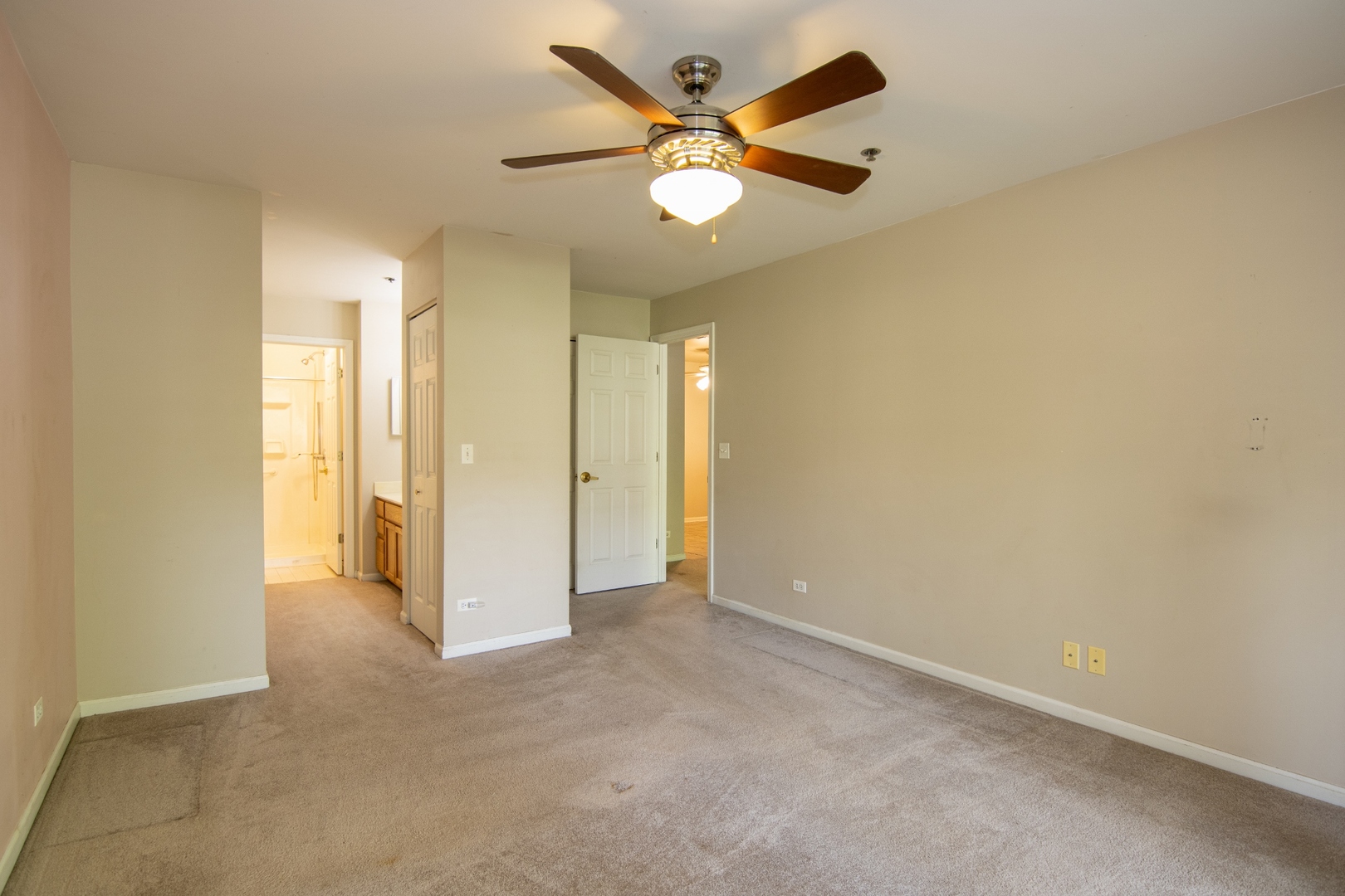 11 Hunt Club Drive Unit: 11