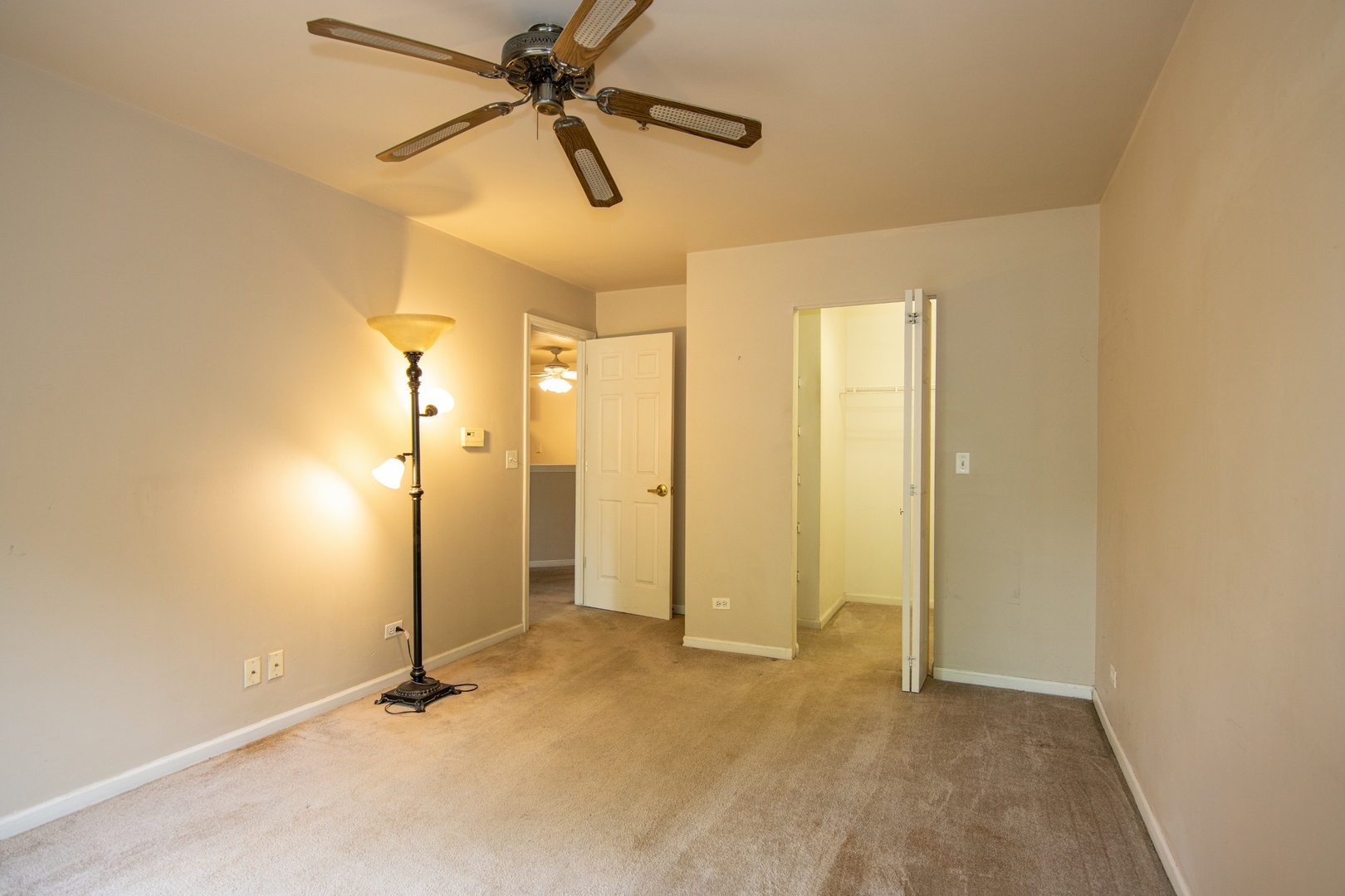 11 Hunt Club Drive Unit: 11