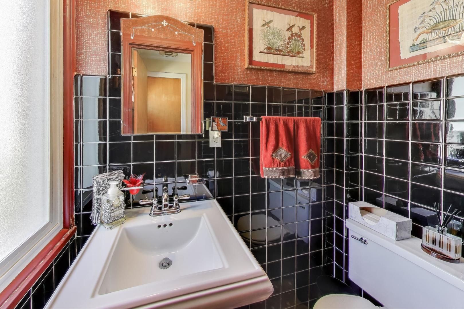 1407 N Harlem Avenue Unit: C