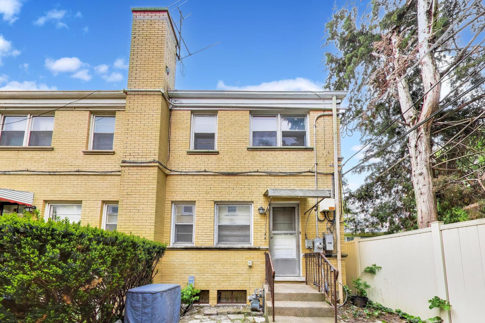 7911 North Avenue Unit: F