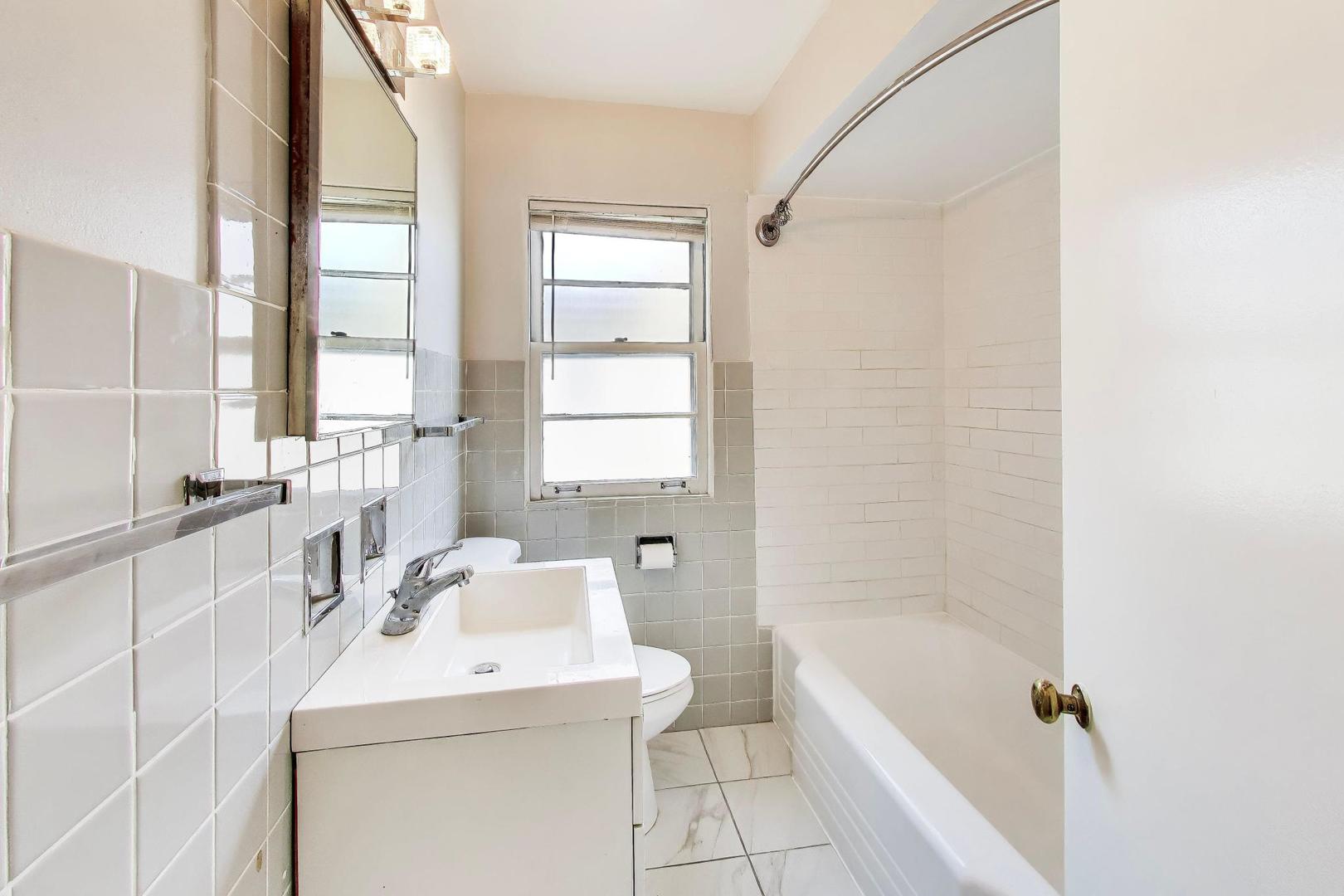 7911 North Avenue Unit: F