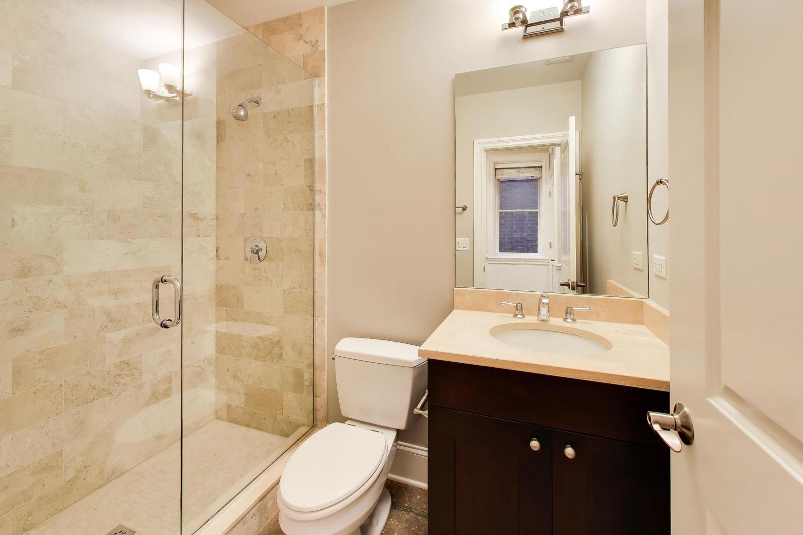 2842 N Racine Avenue Unit: 2