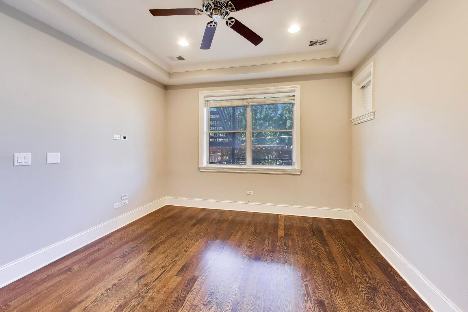 2842 N Racine Avenue Unit: 2
