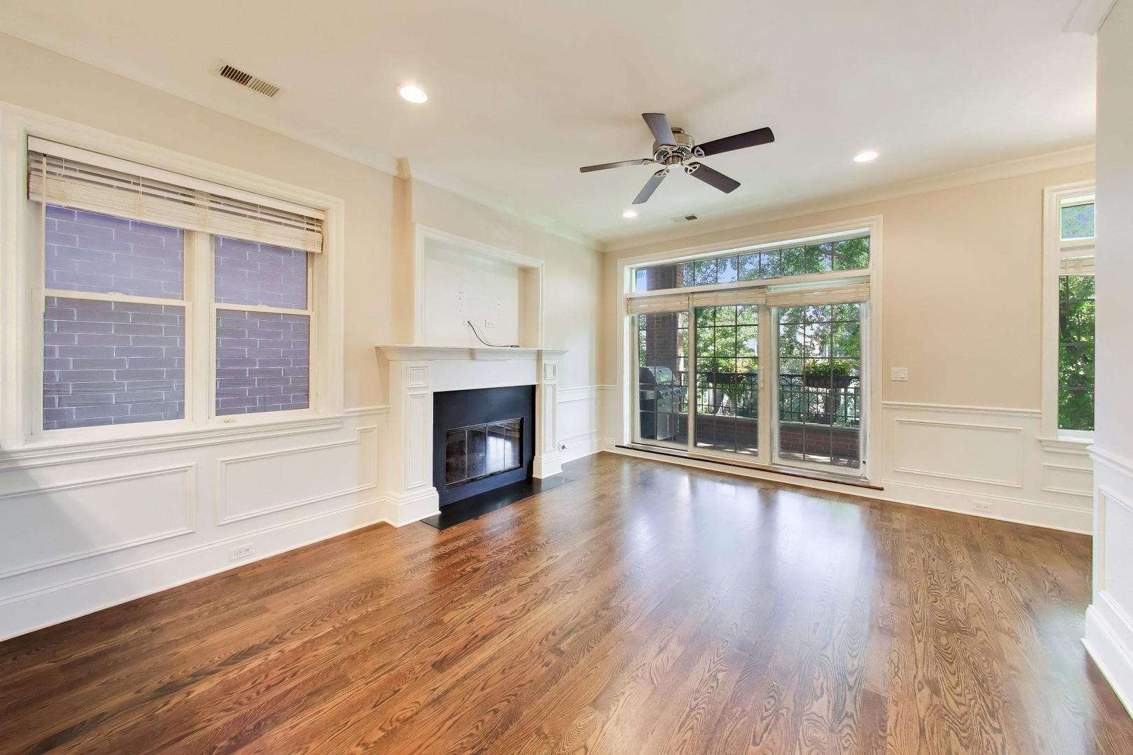 2842 N Racine Avenue Unit: 2