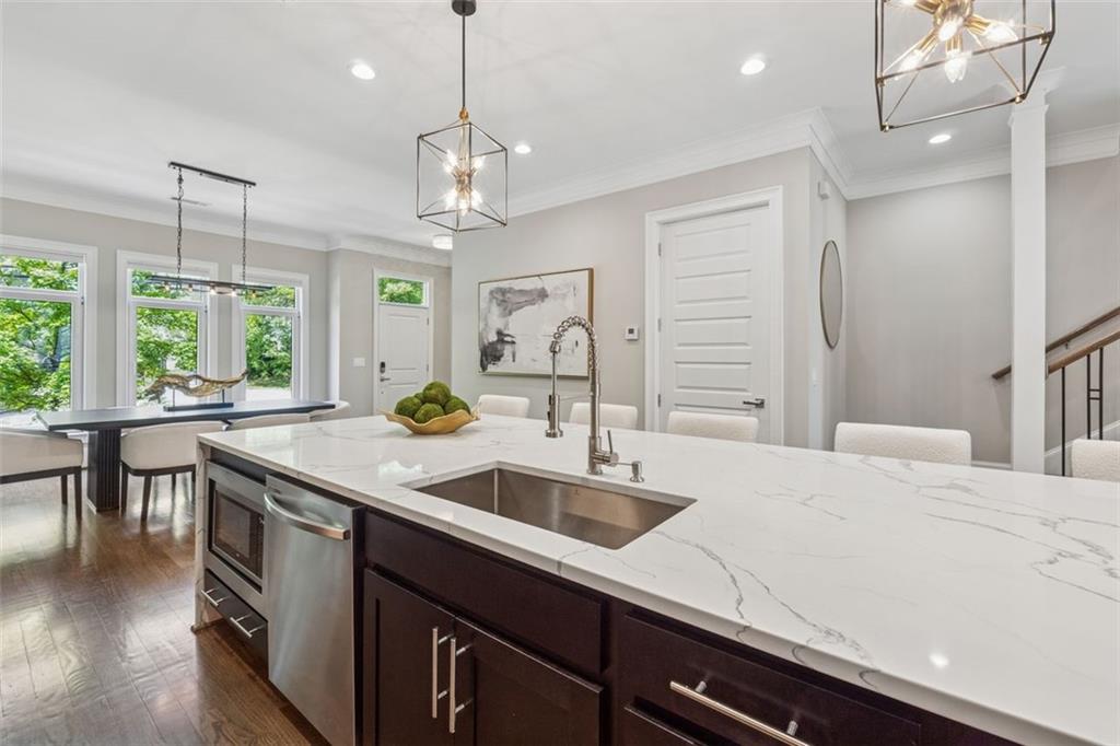 1106 Briar Cove Circle